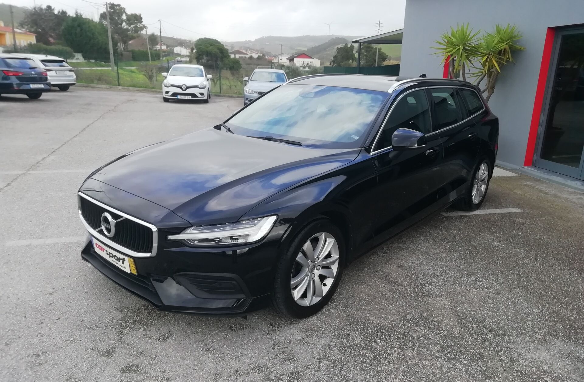 VOLVO V60 2.0 D4 Momentum Plus Geartronic