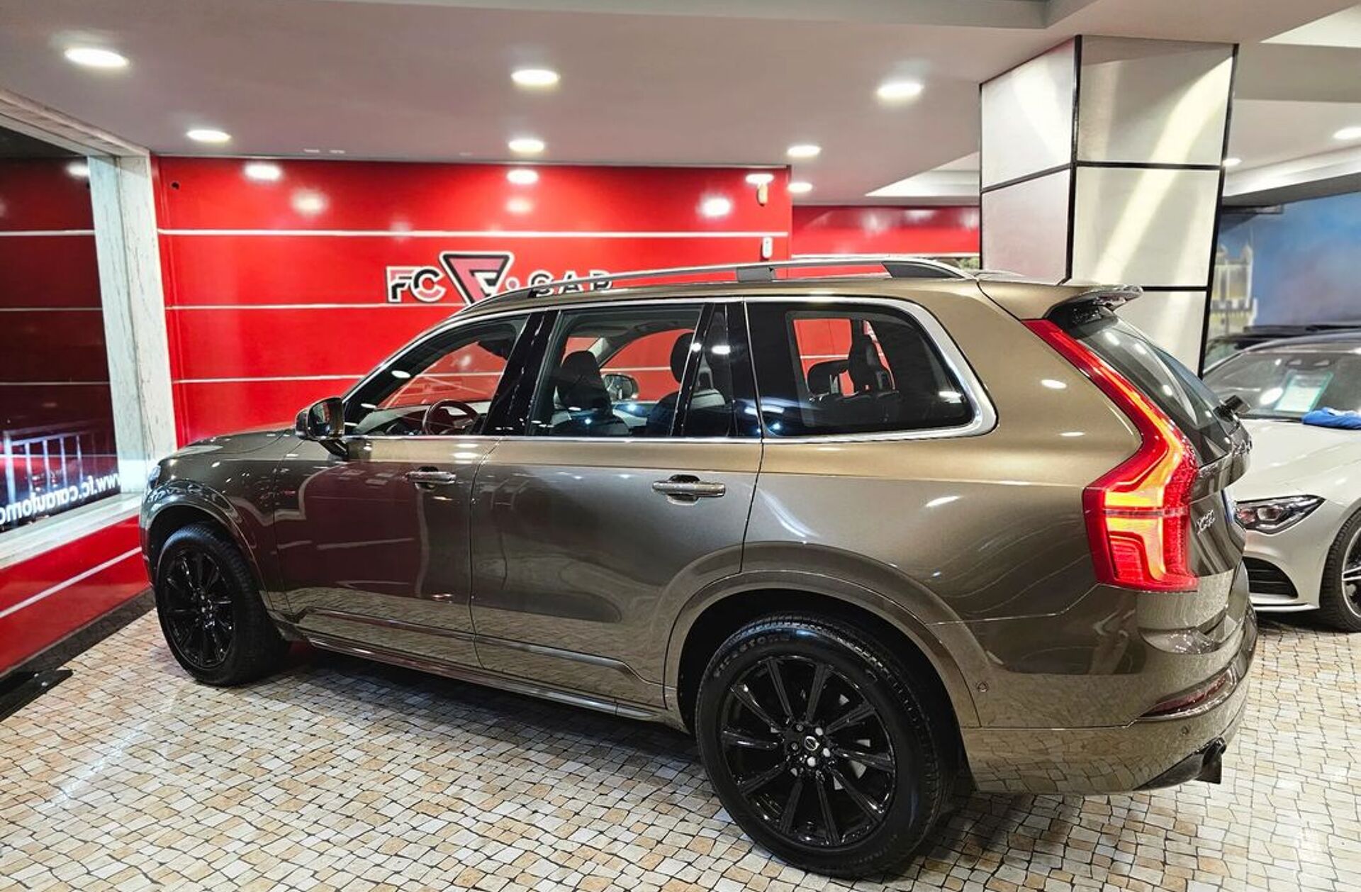 VOLVO XC90 2.0 D4 Momentum