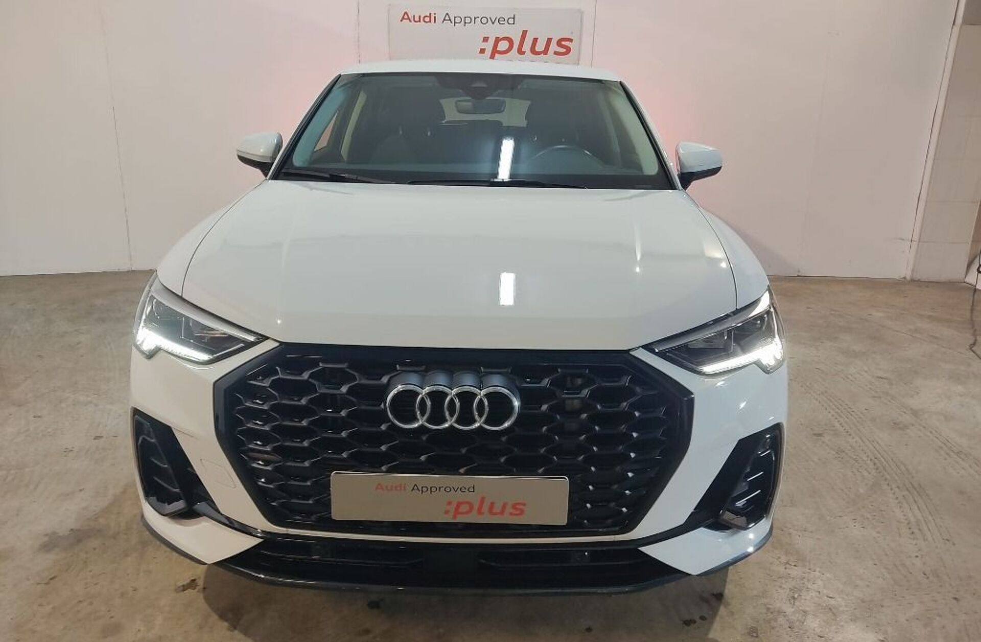 AUDI Q3 45 TFSIe S line S tronic