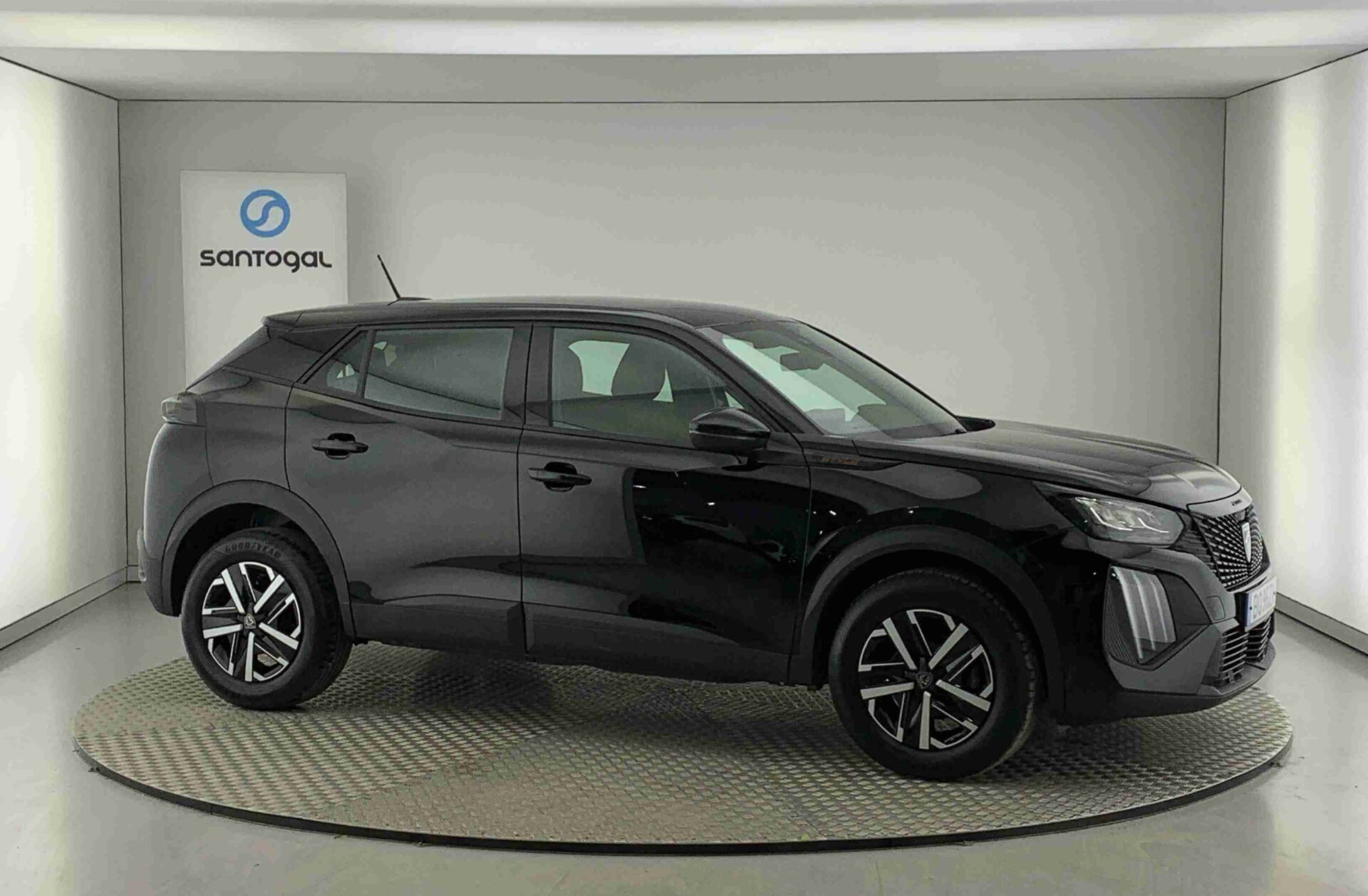 PEUGEOT 2008 1.2 PureTech Style