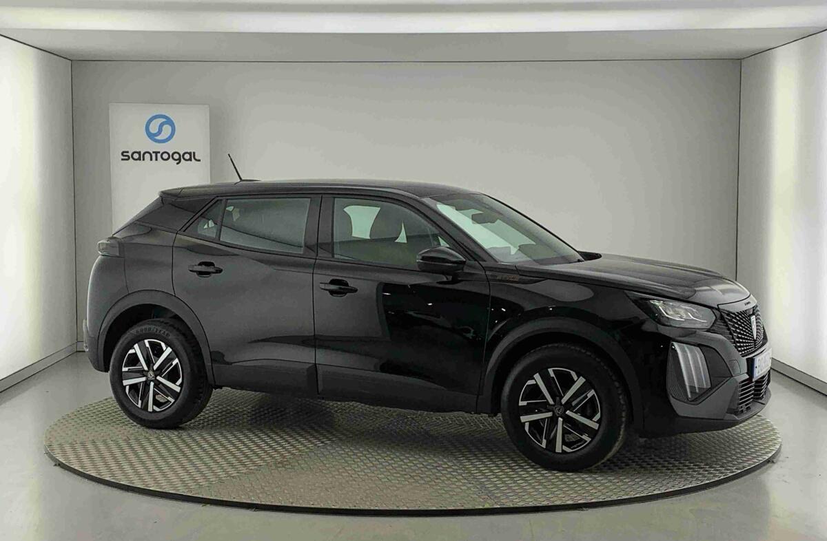 PEUGEOT 2008 1.2 PureTech Style