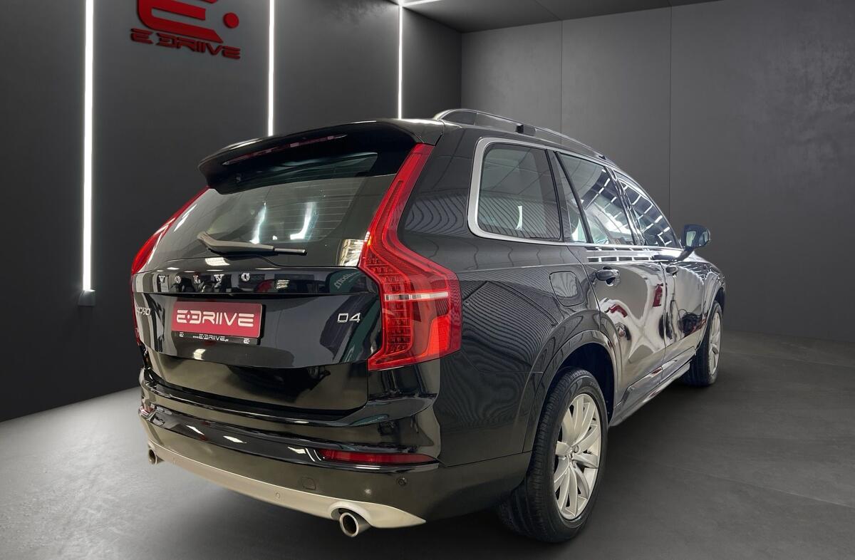 VOLVO XC90 2.0 D4 Momentum