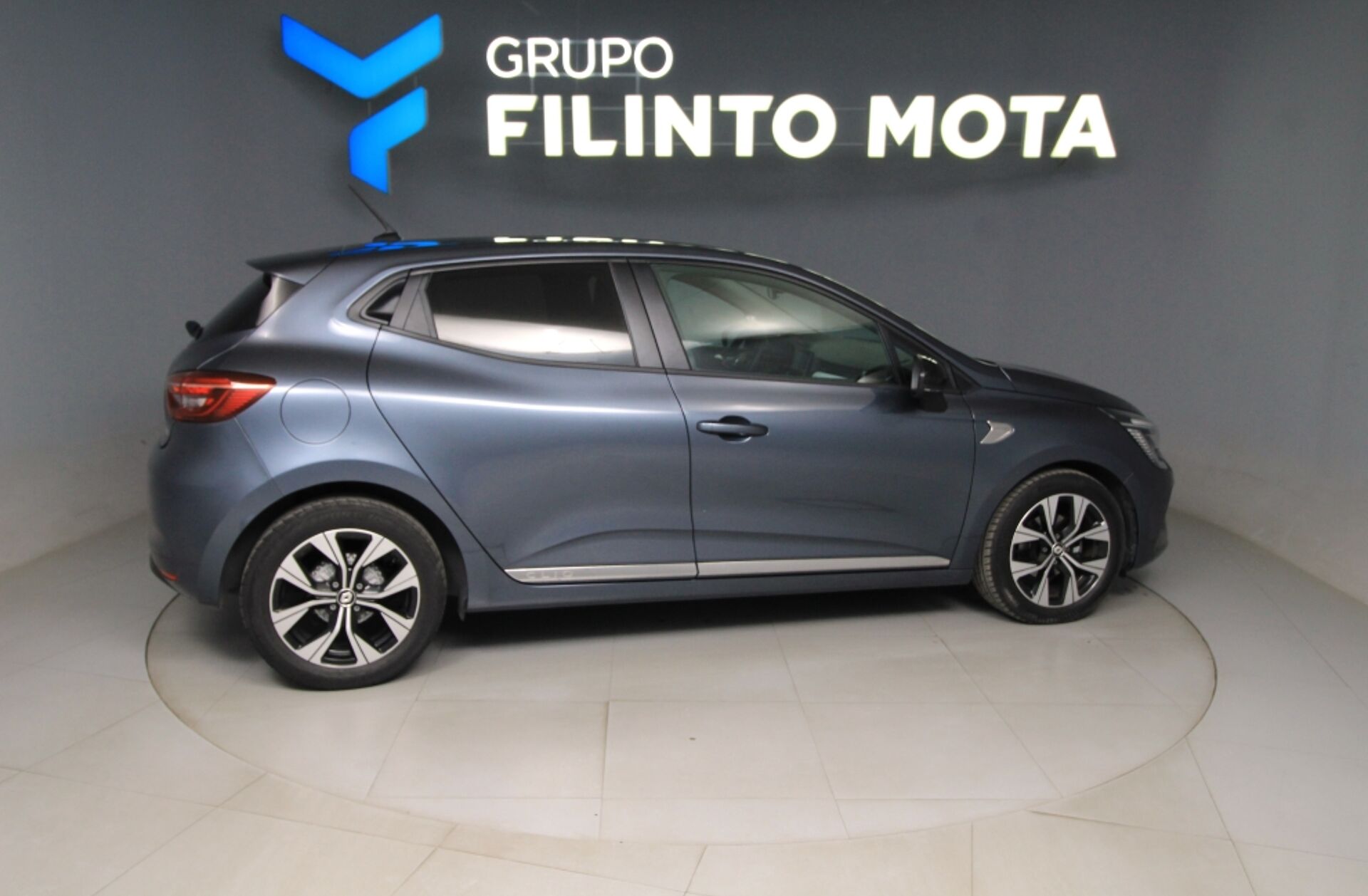 RENAULT Clio 1.0 TCe Evolution Bi-Fuel