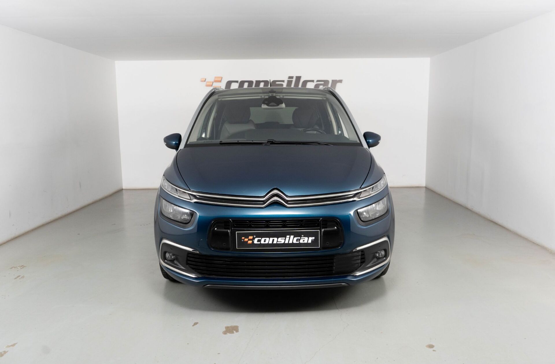CITROEN C4 1.2 PureTech Shine EAT8