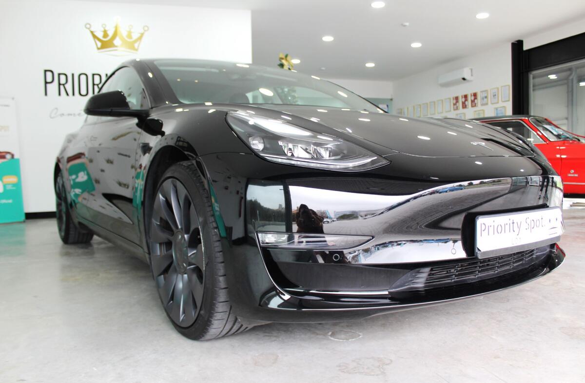 TESLA Model 3 Performance Tração Integral