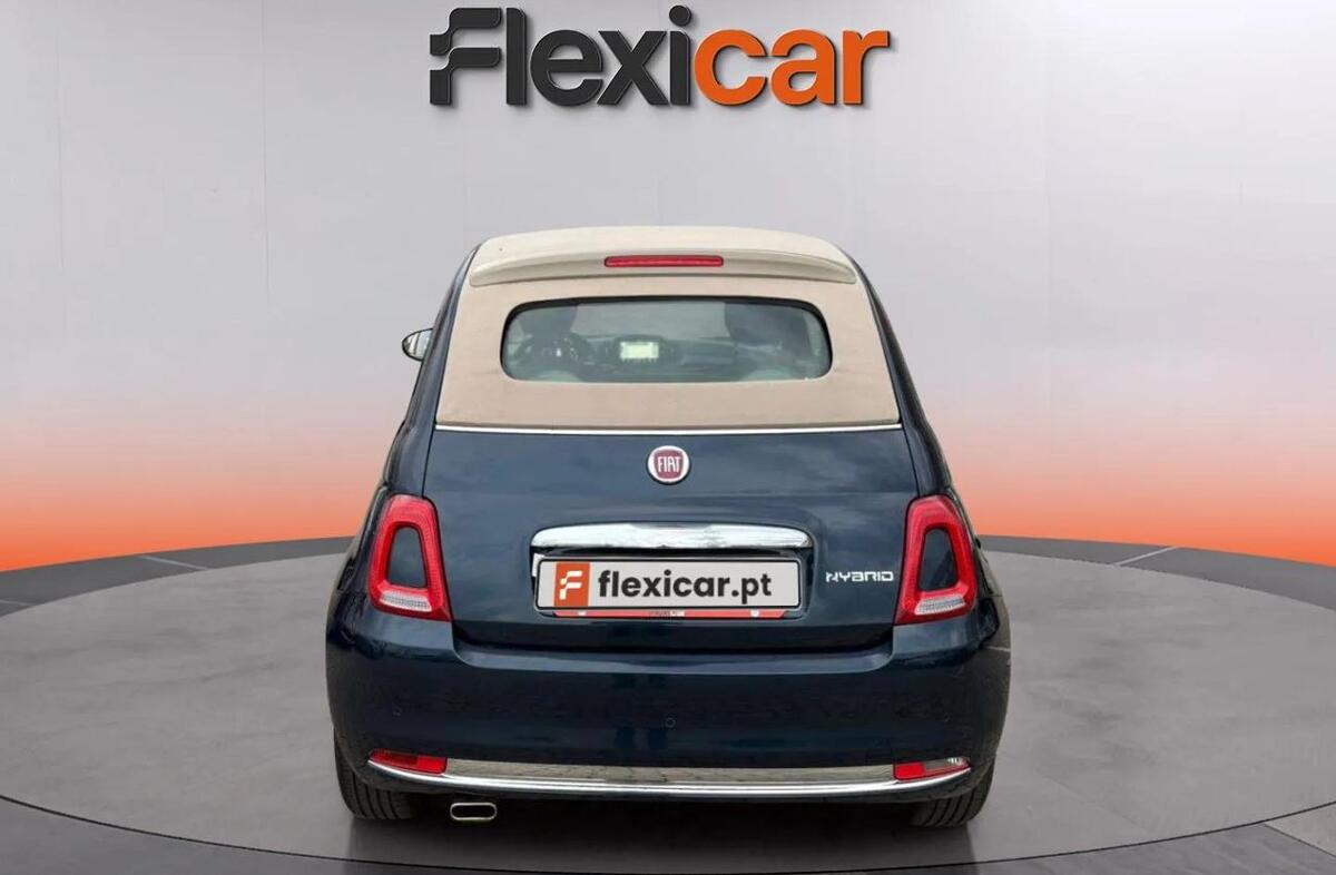 FIAT 500 C 1.0 Hybrid Dolcevita