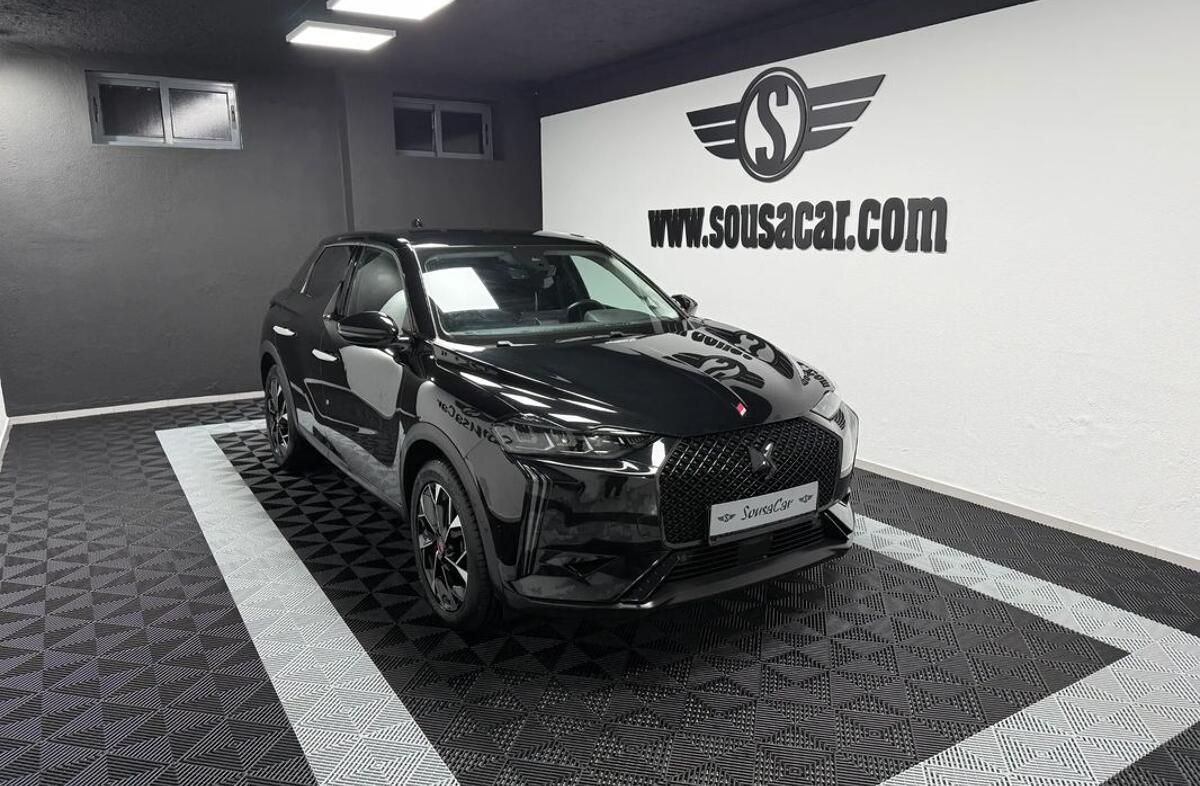 DS DS 3 E-Tense Performance Line