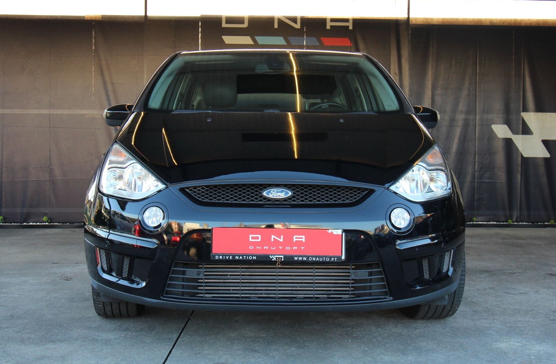 FORD S-MAX 2.0 TDCi Titanium 7L