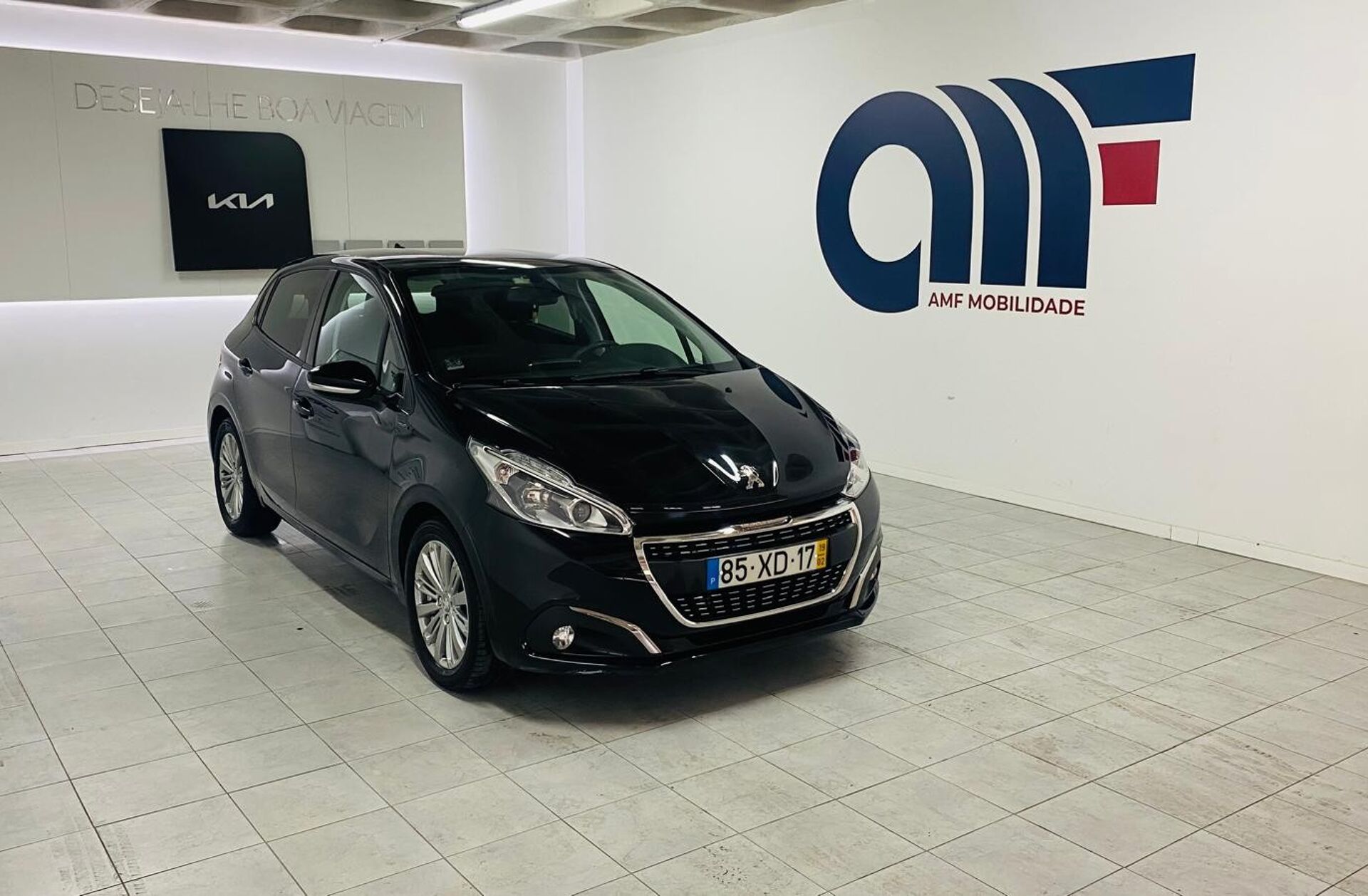 PEUGEOT 208 1.2 PureTech Signature