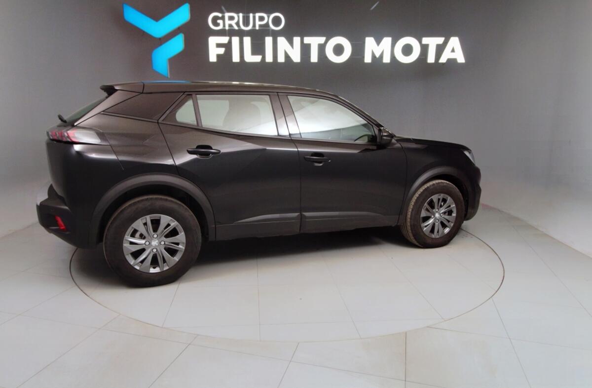 PEUGEOT 2008 1.2 PureTech Active Pack