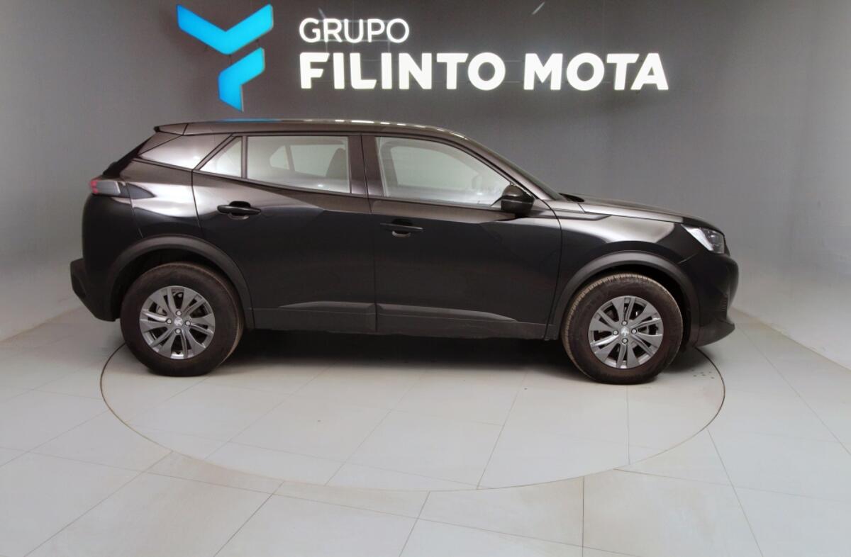 PEUGEOT 2008 1.2 PureTech Active Pack