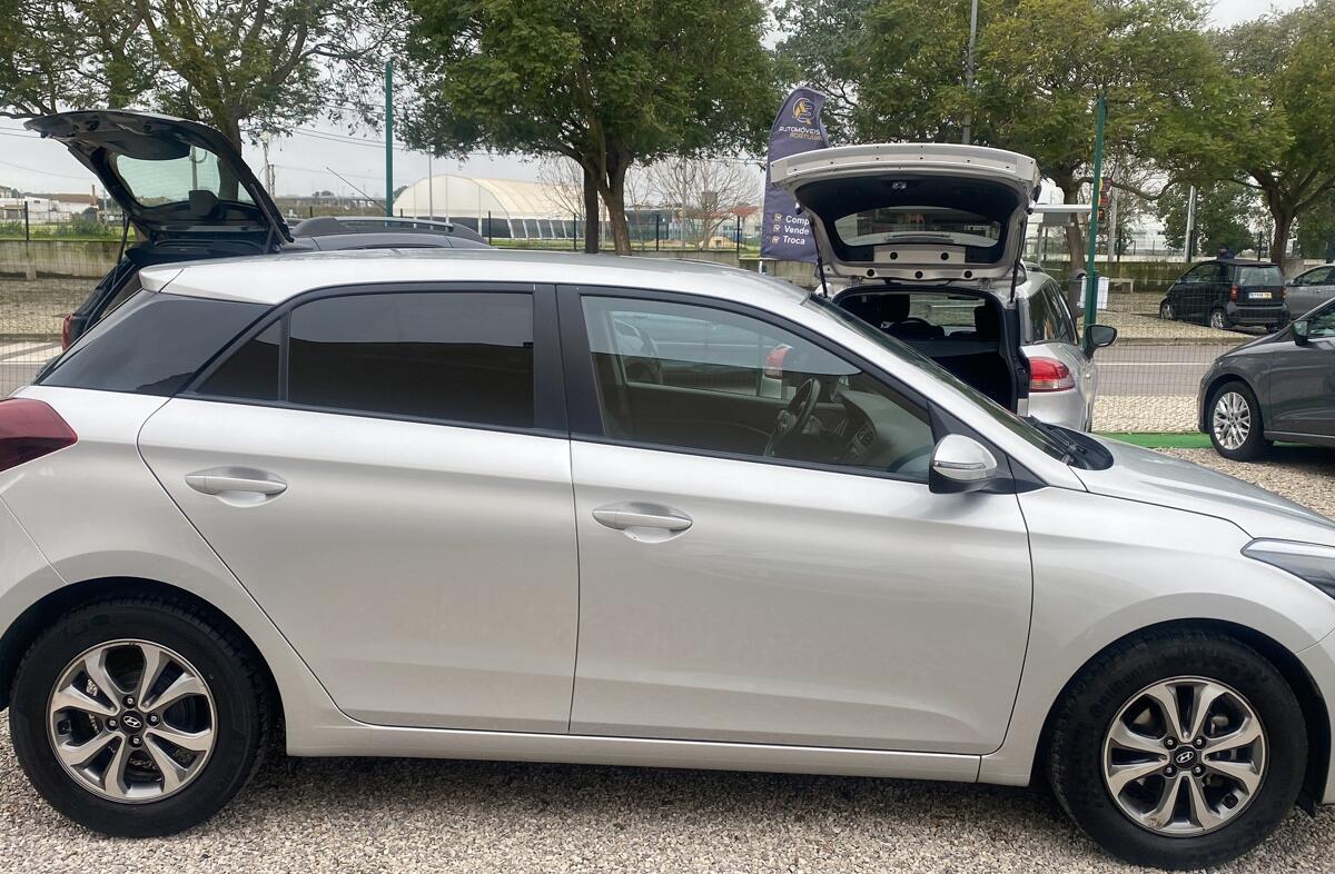 HYUNDAI i20 1.2 Comfort