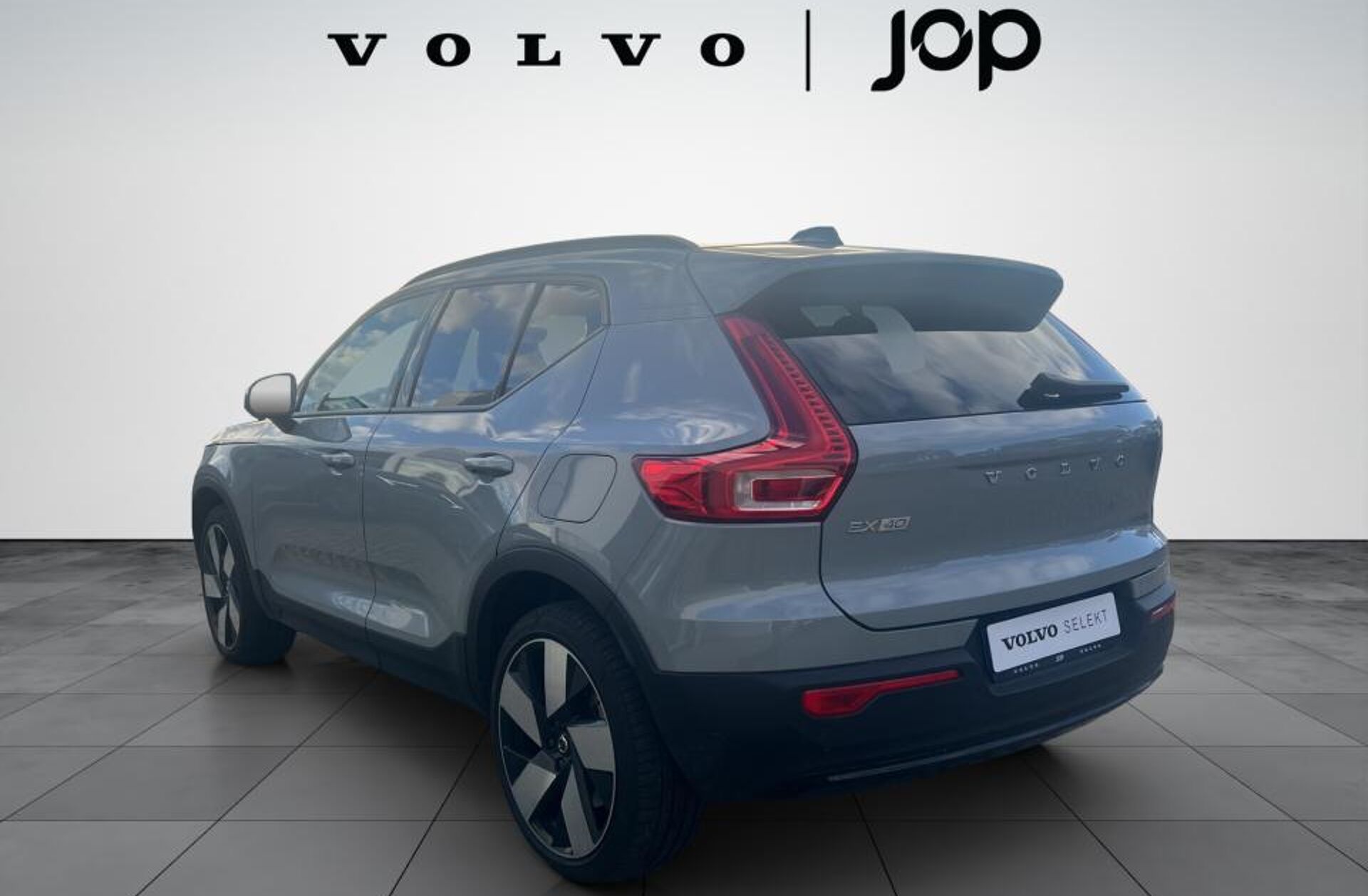 VOLVO EX40 Single Motor Extended Range Plus