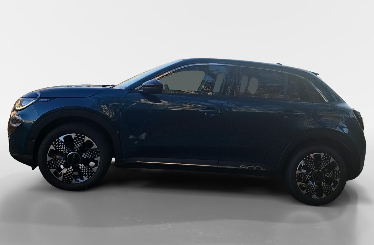 FIAT 600 1.2 Hybrid La Prima