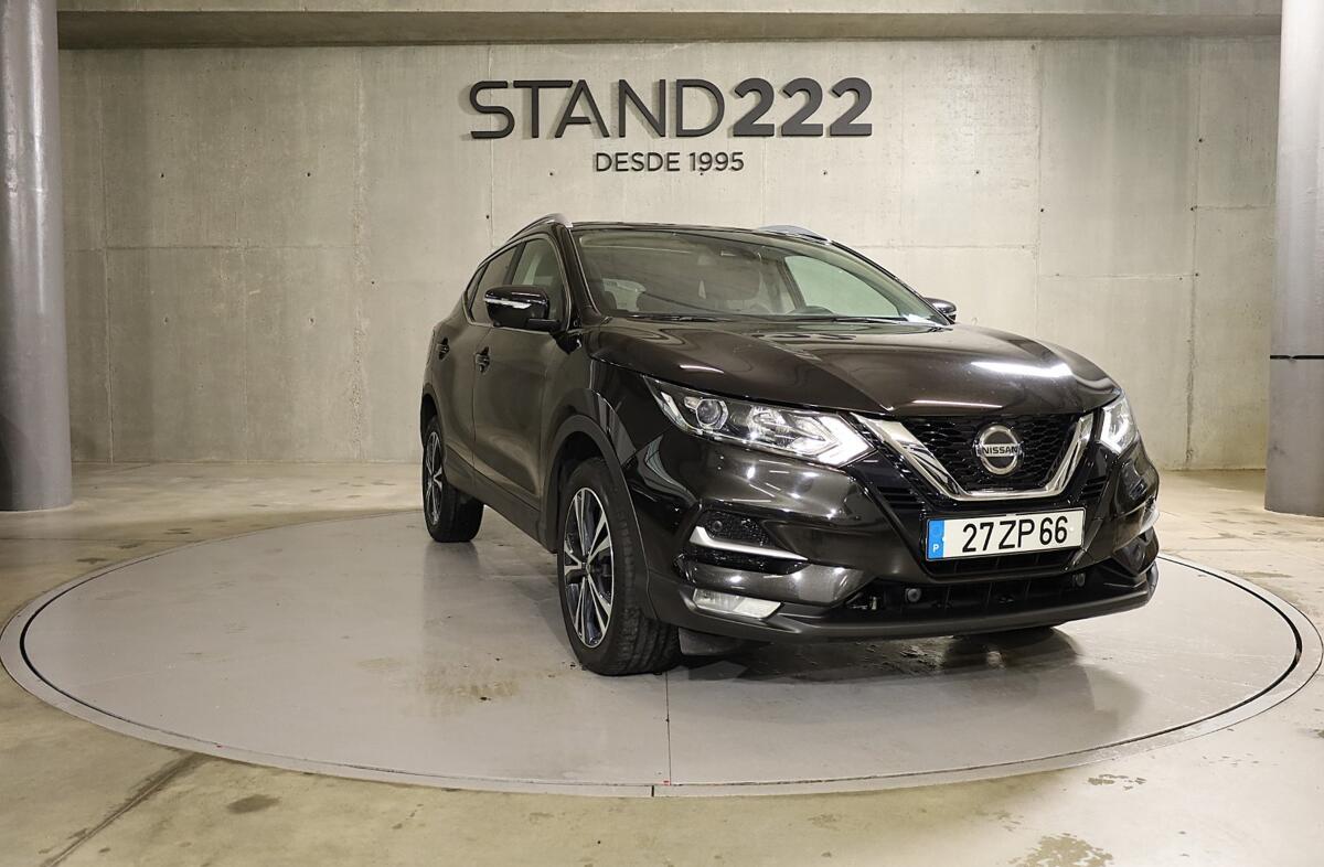 NISSAN Qashqai 1.5 dCi N-Connecta J18
