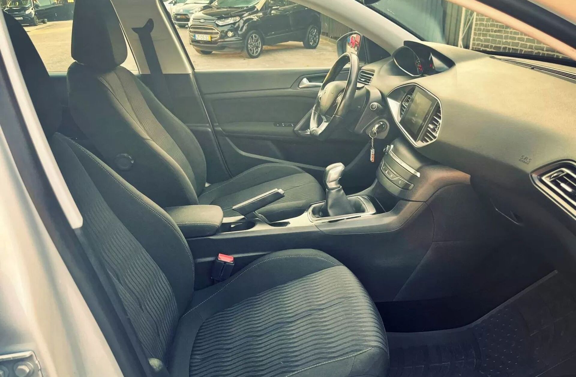 PEUGEOT 308 1.2 VTi Active