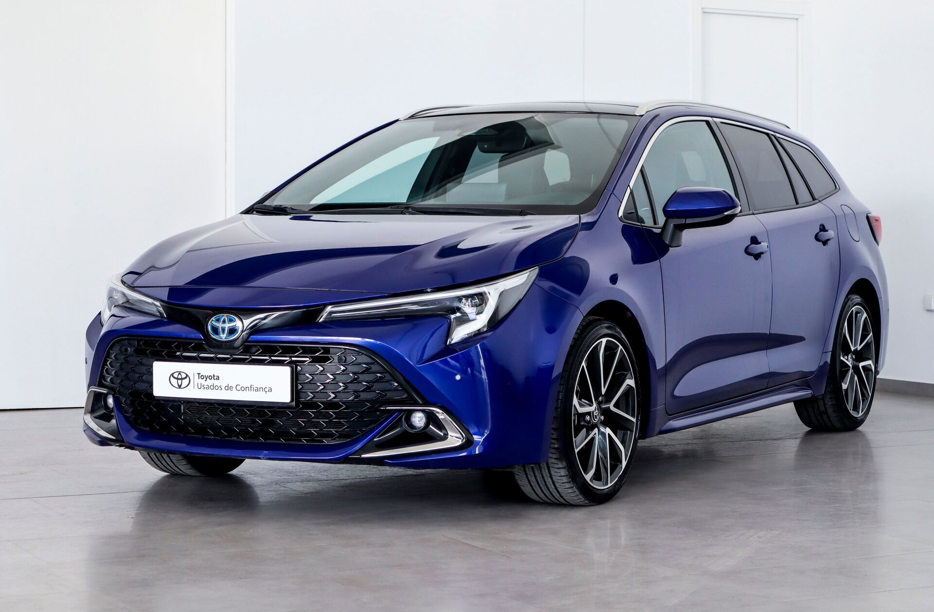 TOYOTA Corolla 1.8 Hybrid Exclusive