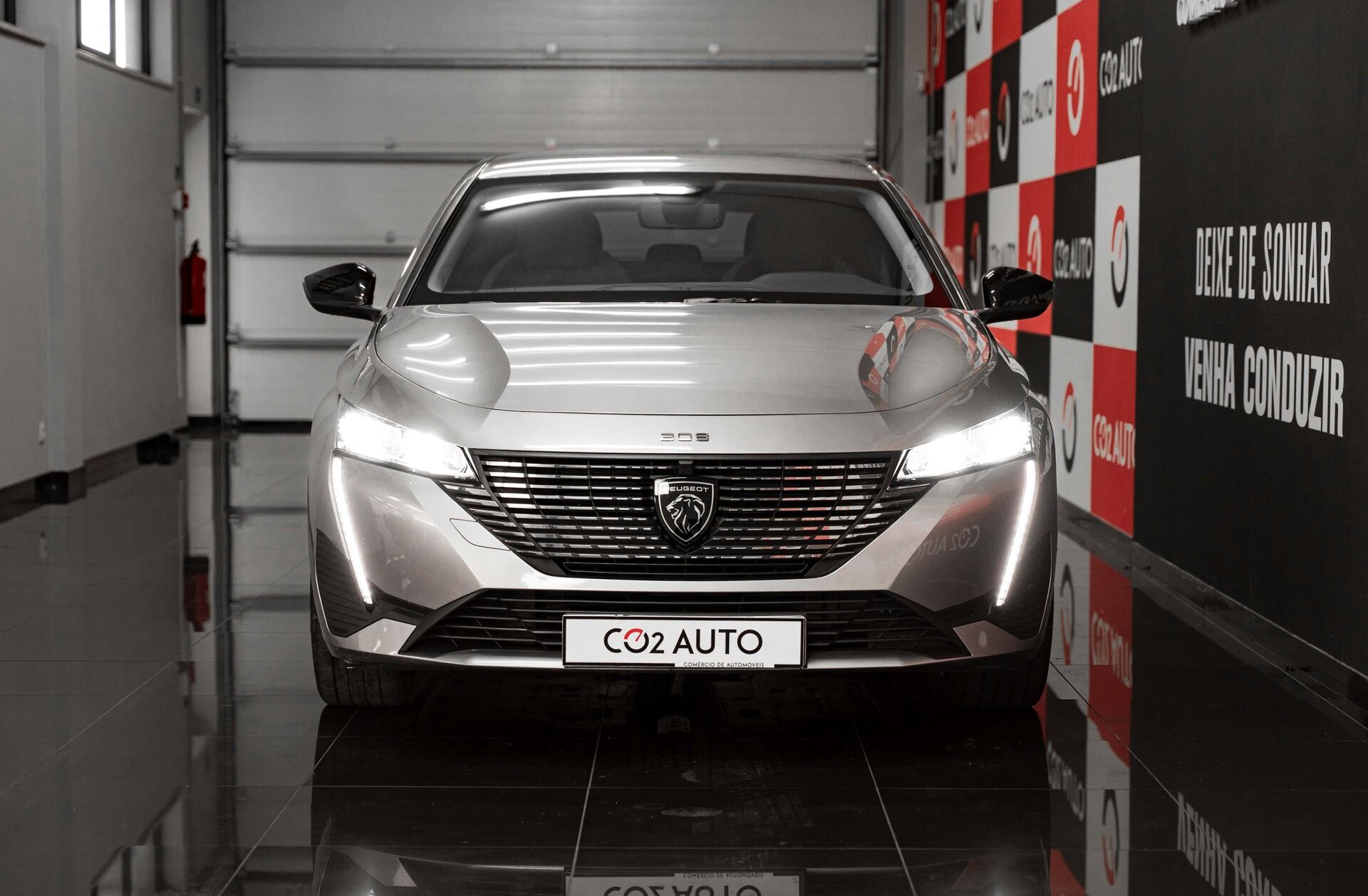 PEUGEOT 308 1.2 PureTech Allure EAT8