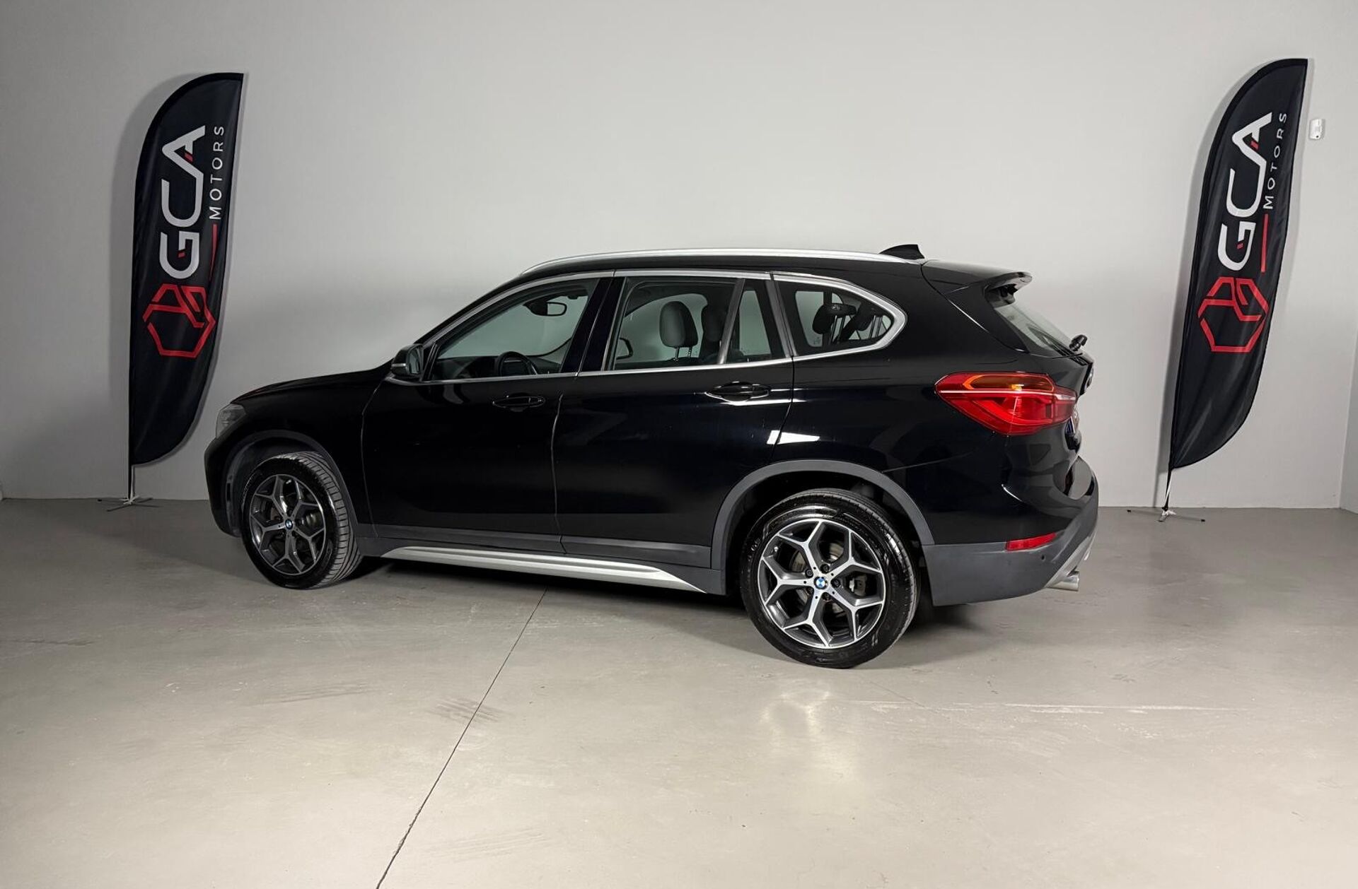 BMW X1 16 d sDrive Auto xLine