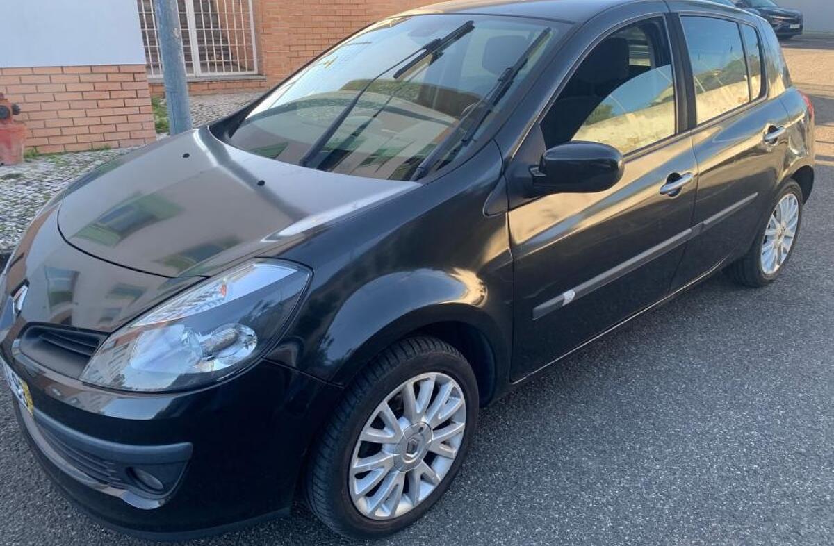 RENAULT Clio 1.5 dCi Sport