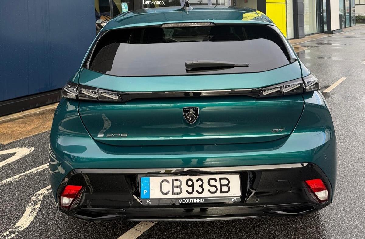 PEUGEOT 308 e- 54 kWh GT