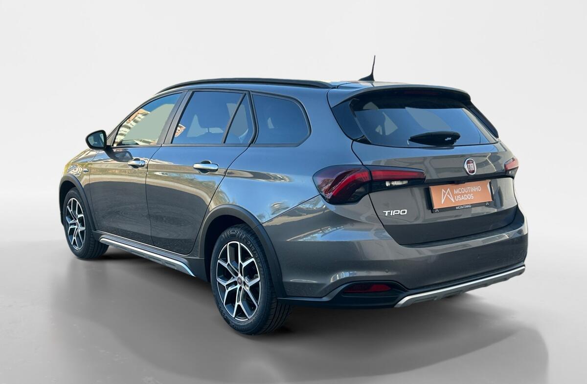 FIAT Tipo 1.0 GSE T3