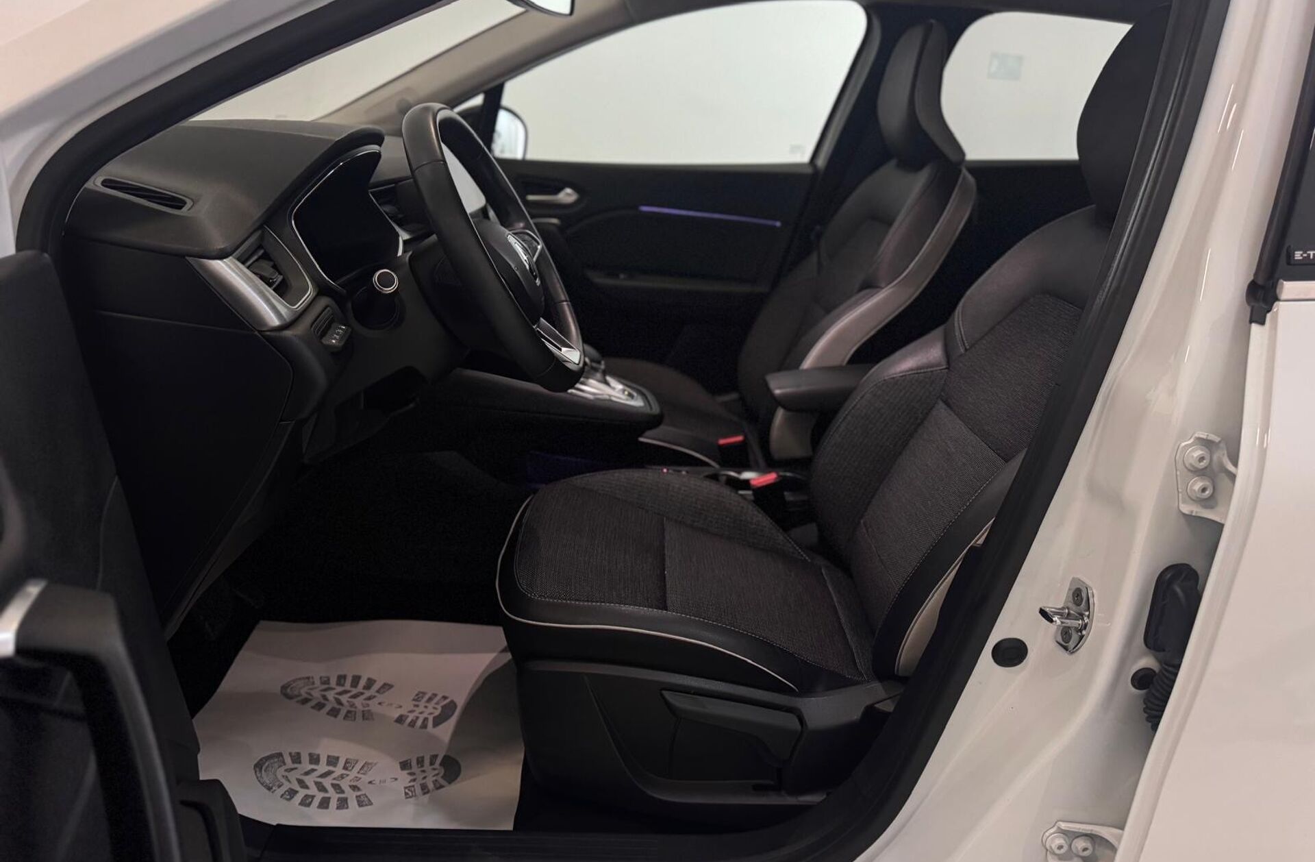 RENAULT Captur 1.3 TCe Exclusive EDC