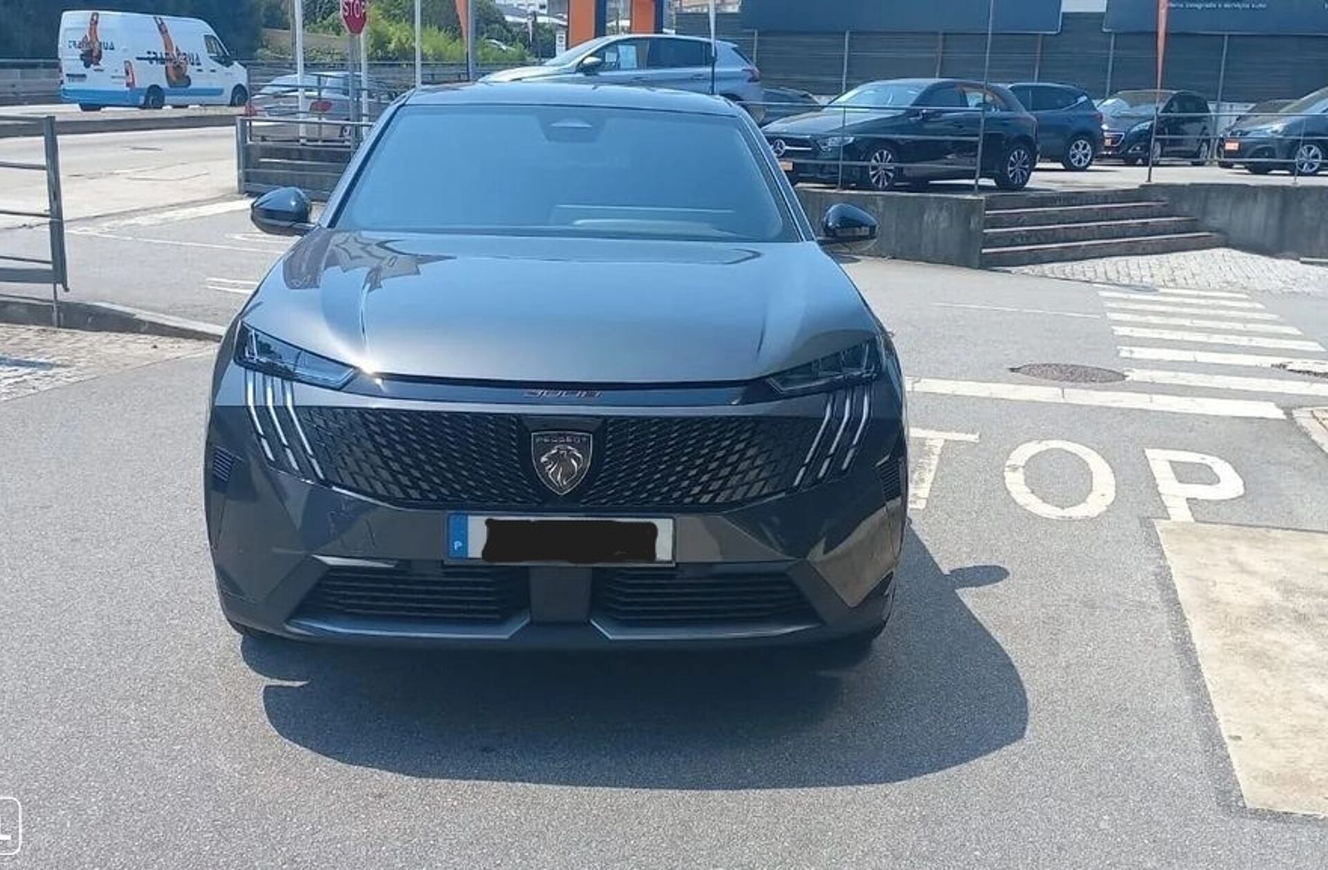 PEUGEOT 3008 e- 73 kWh Allure