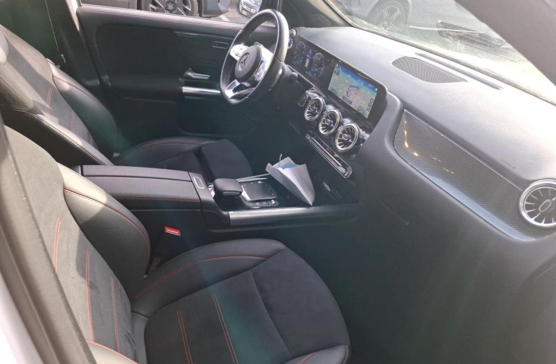 MERCEDES Classe GLA GLA 250 e AMG Line