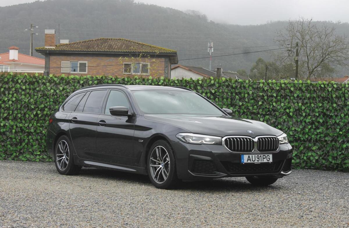 BMW Serie-5 530 e Pack Desportivo M