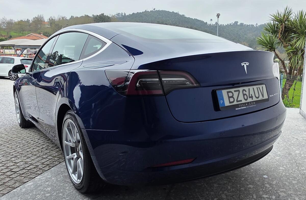 TESLA Model 3 Long-Range Dual Motor AWD