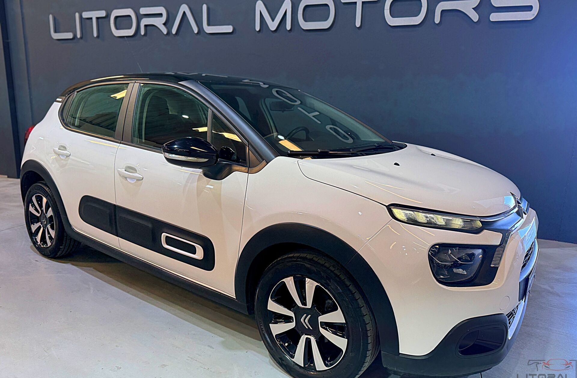 CITROEN C3 1.2 PureTech Shine EAT6