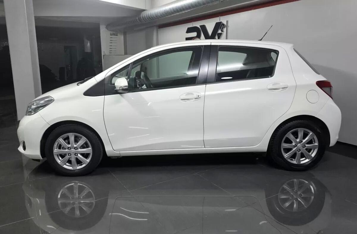 TOYOTA Yaris 1.0 VVT-i Active+AC