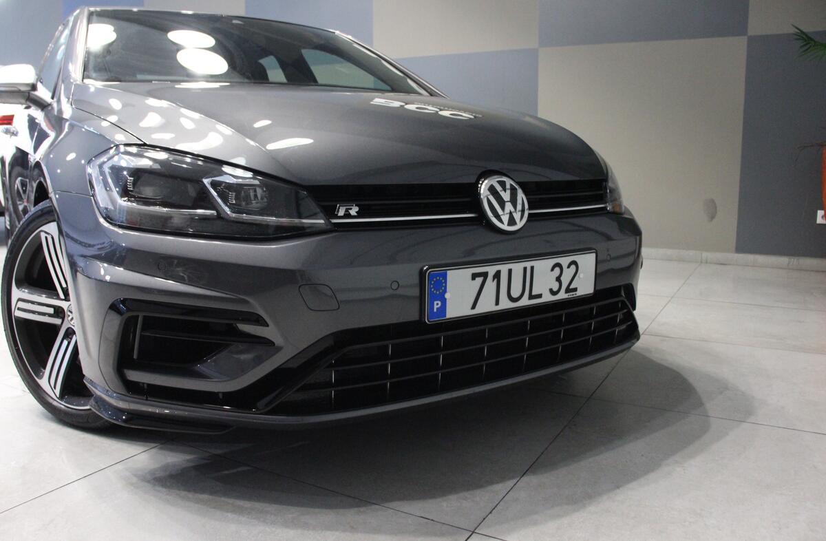 VOLKSWAGEN Golf 2.0 TSI R