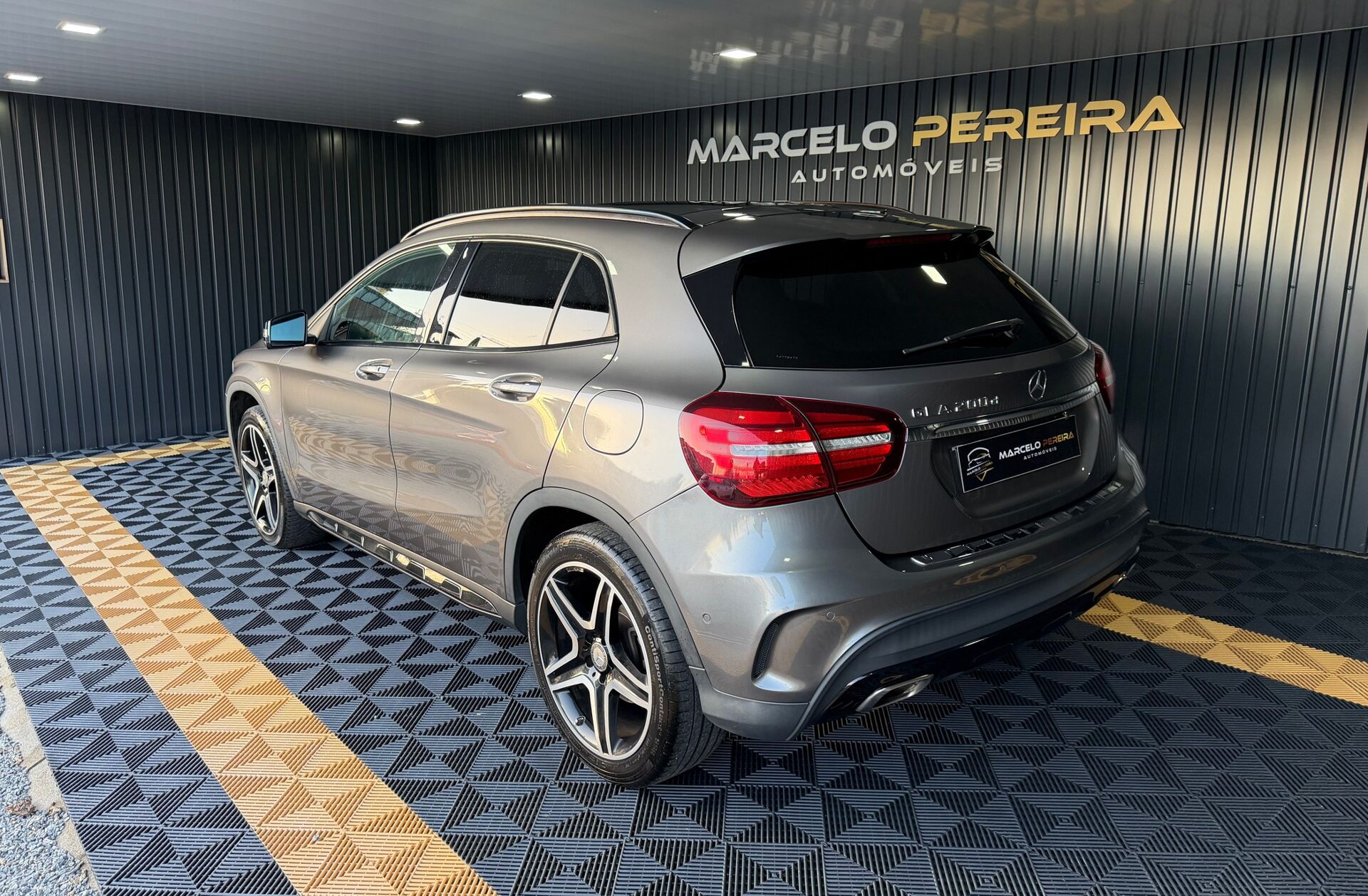 MERCEDES Classe GLA GLA 200 CDi AMG Line Aut.