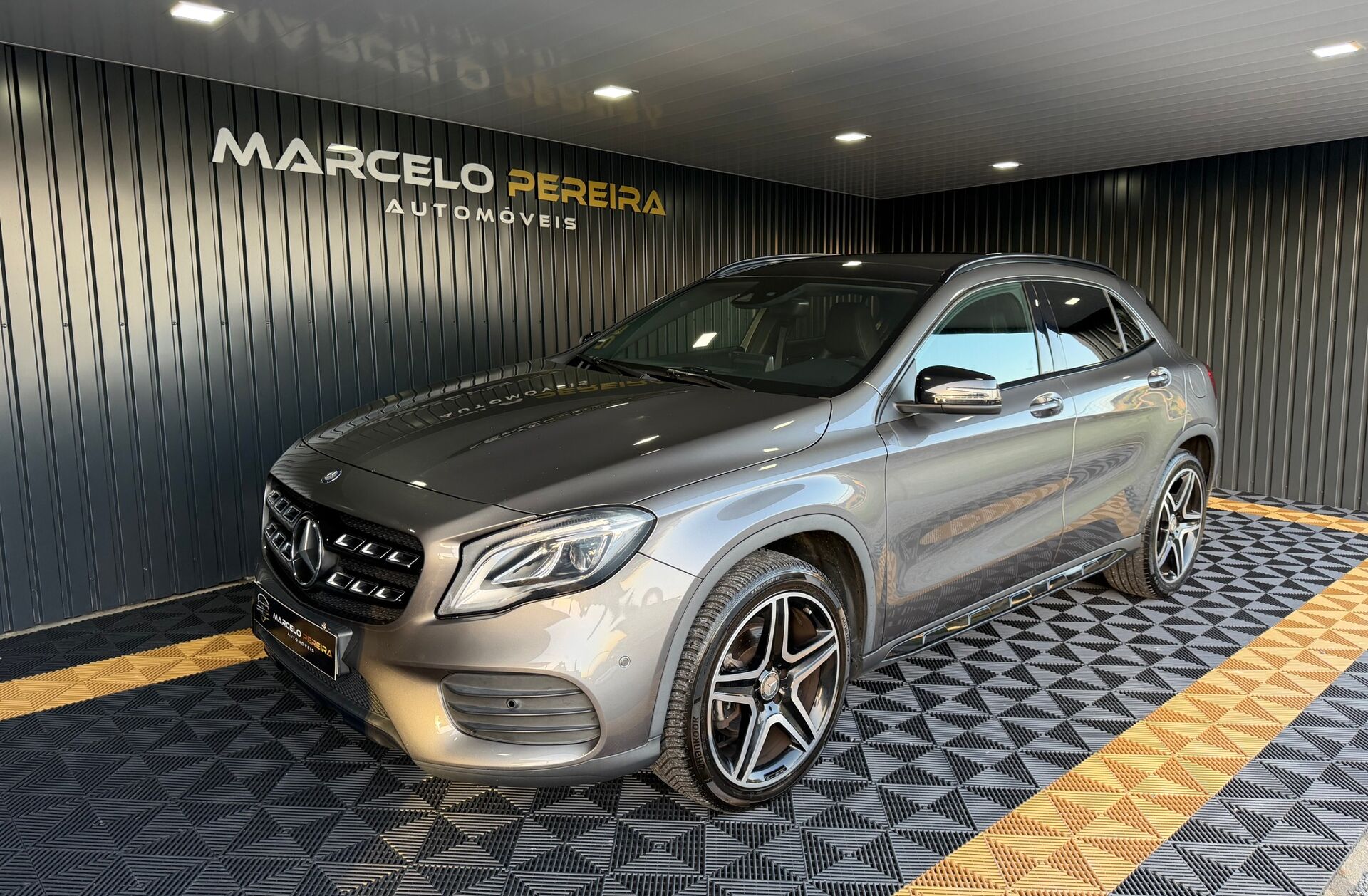 MERCEDES Classe GLA GLA 200 CDi AMG Line Aut.
