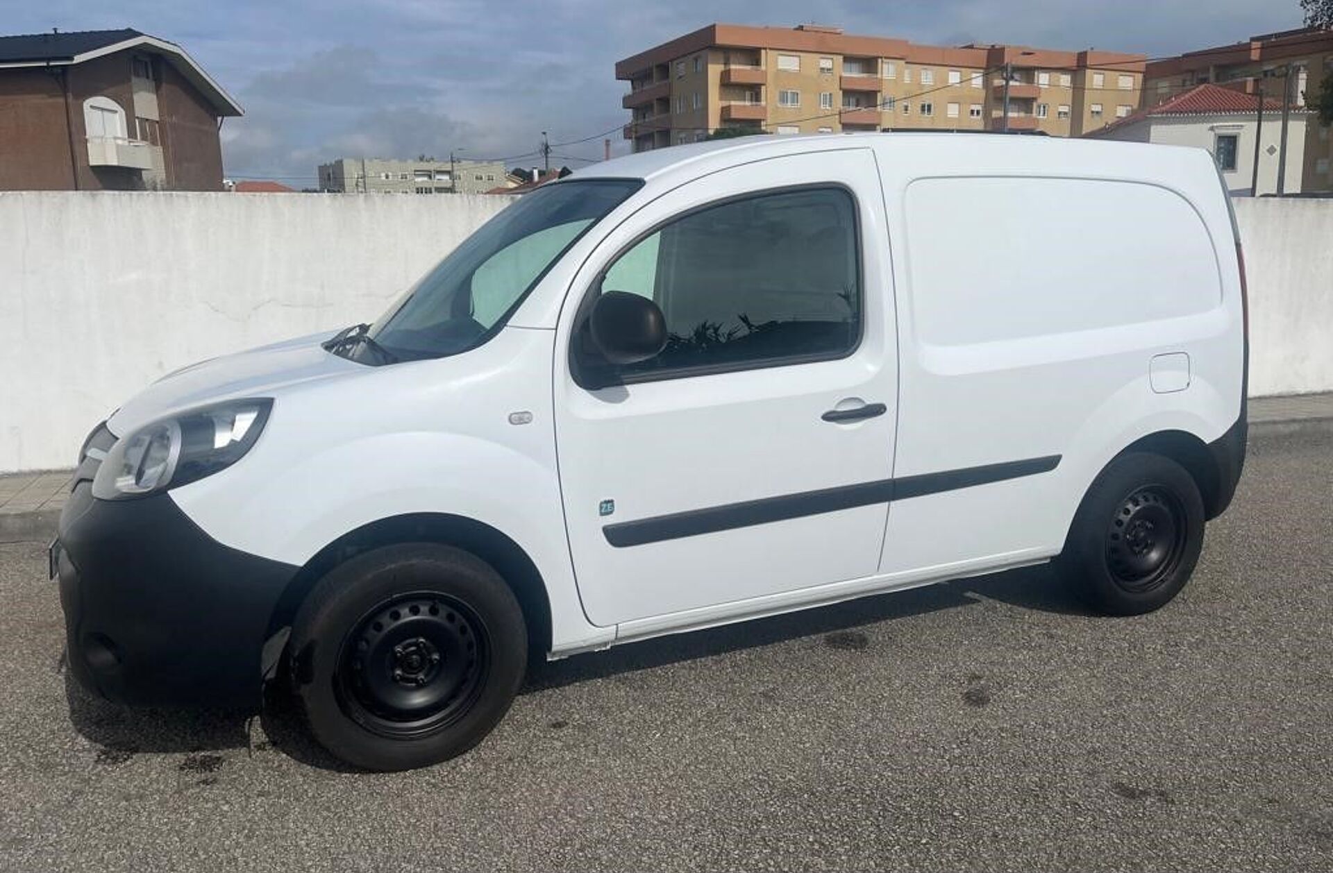 RENAULT Kangoo Z.E.