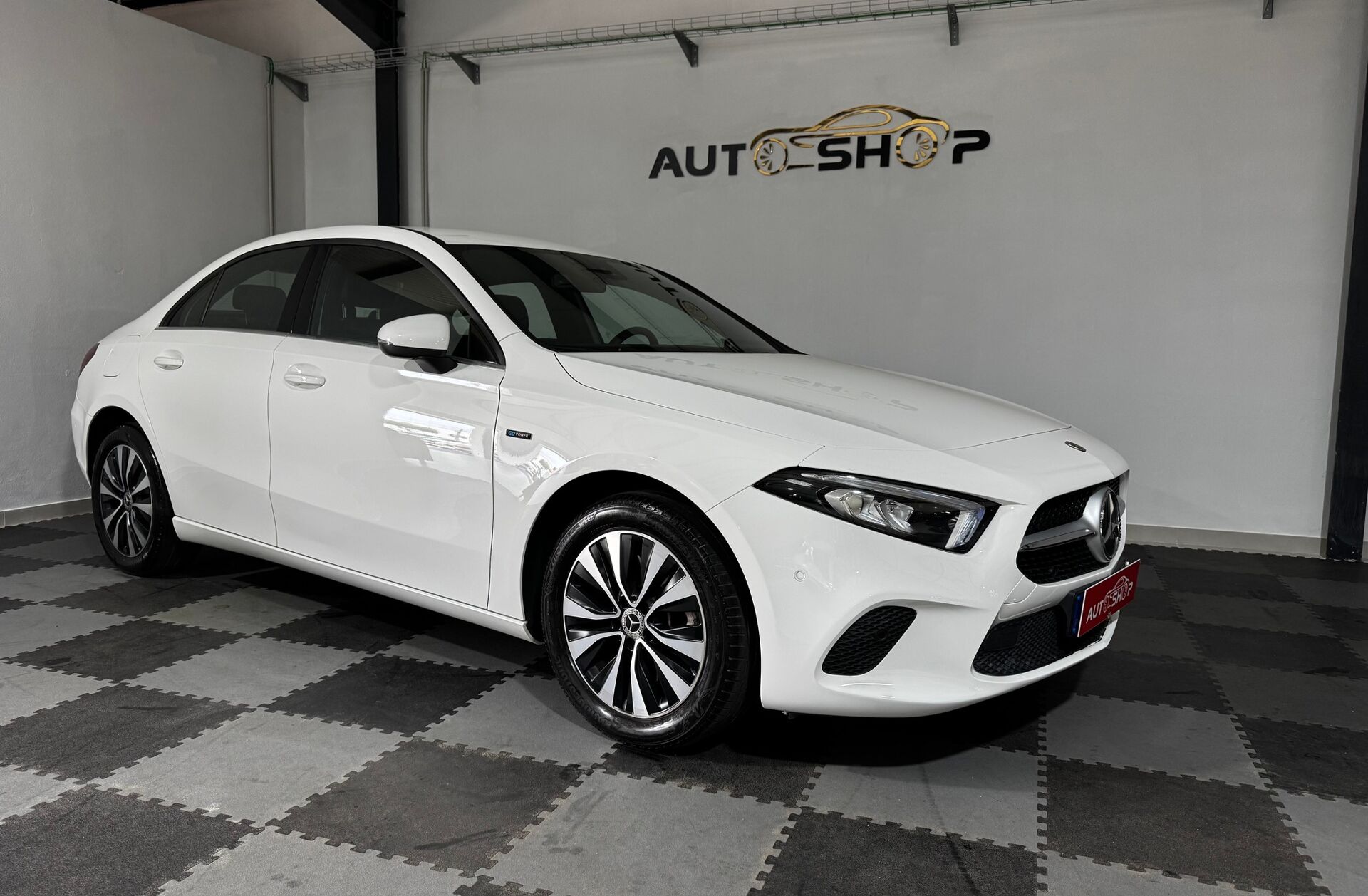 MERCEDES Classe A A 250 e Style Plus