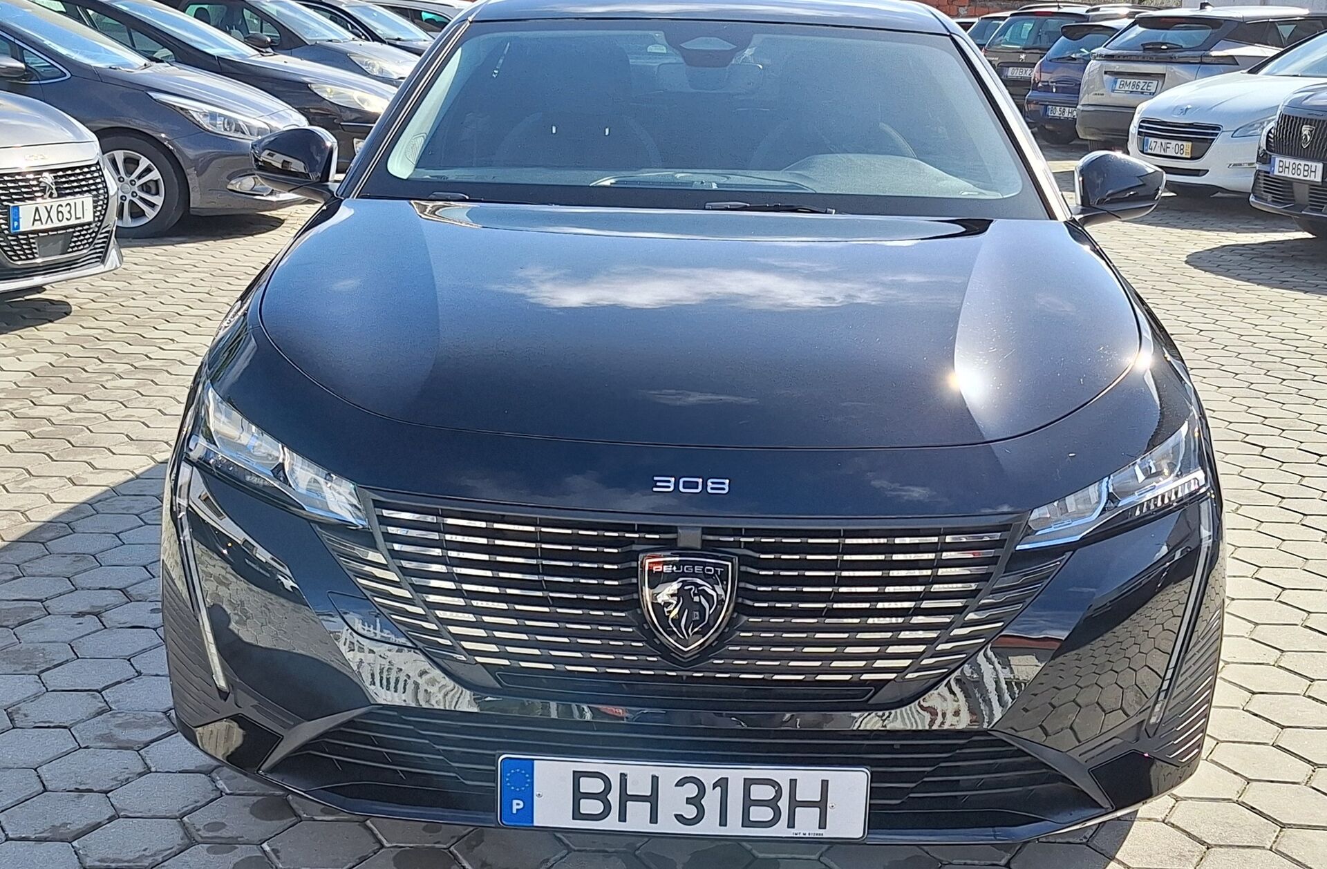 PEUGEOT 308 1.2 PureTech Allure