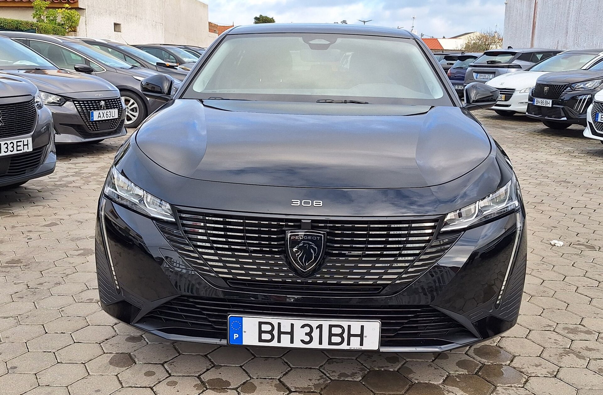 PEUGEOT 308 1.2 PureTech Allure