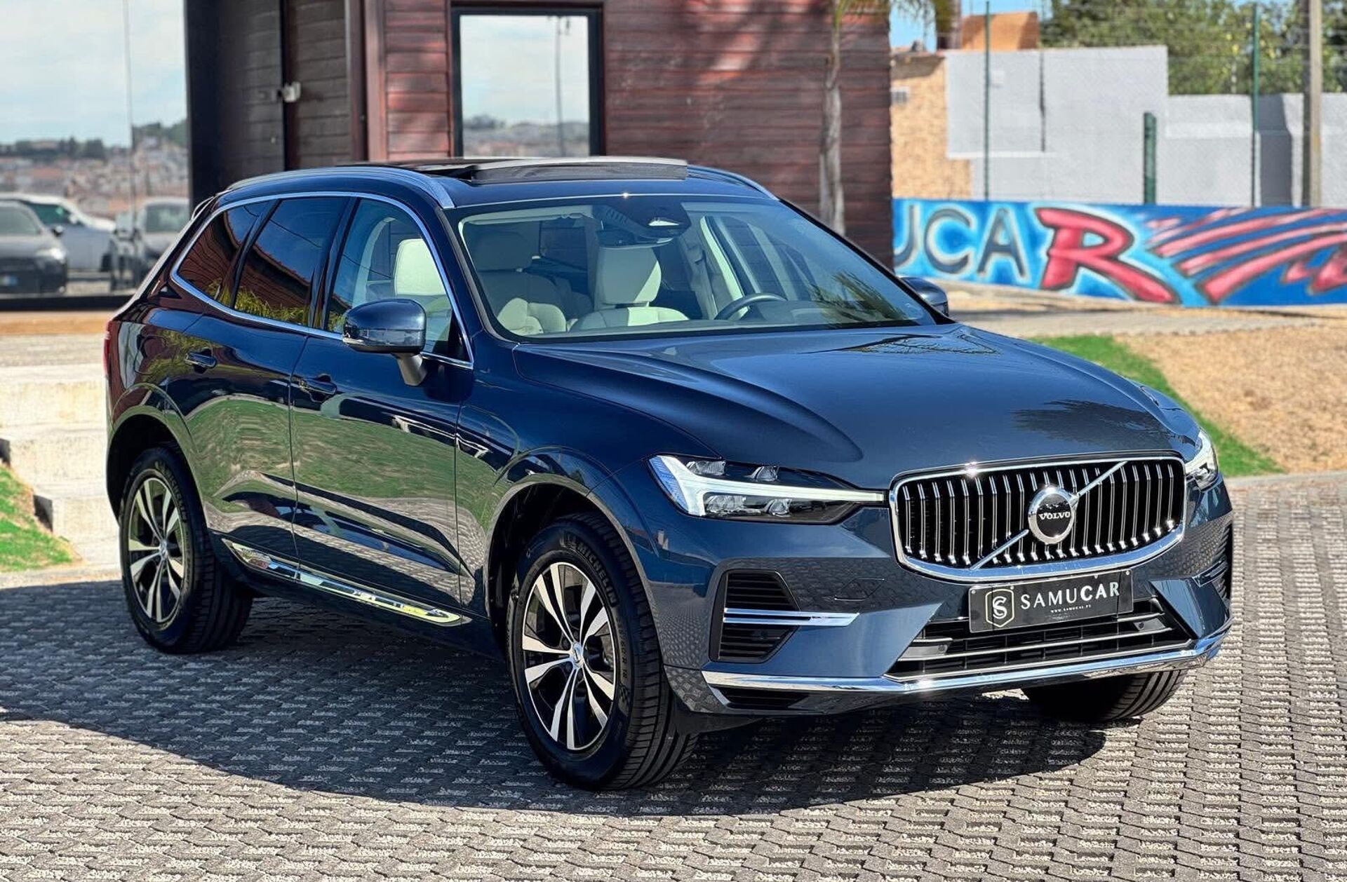 VOLVO XC60 2.0 T6 PHEV Core AWD