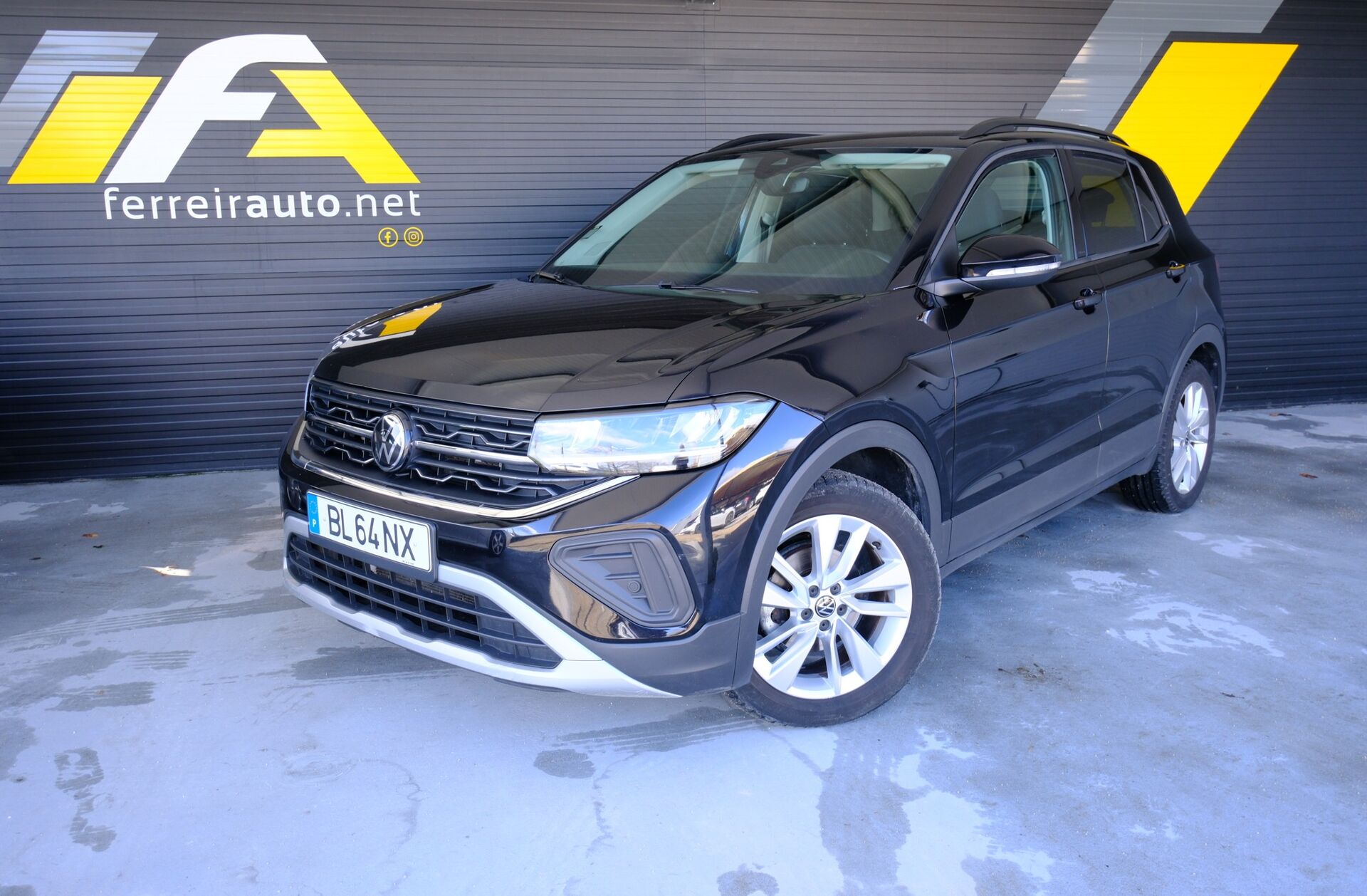 VOLKSWAGEN T-Cross 1.0 TSI Urban DSG