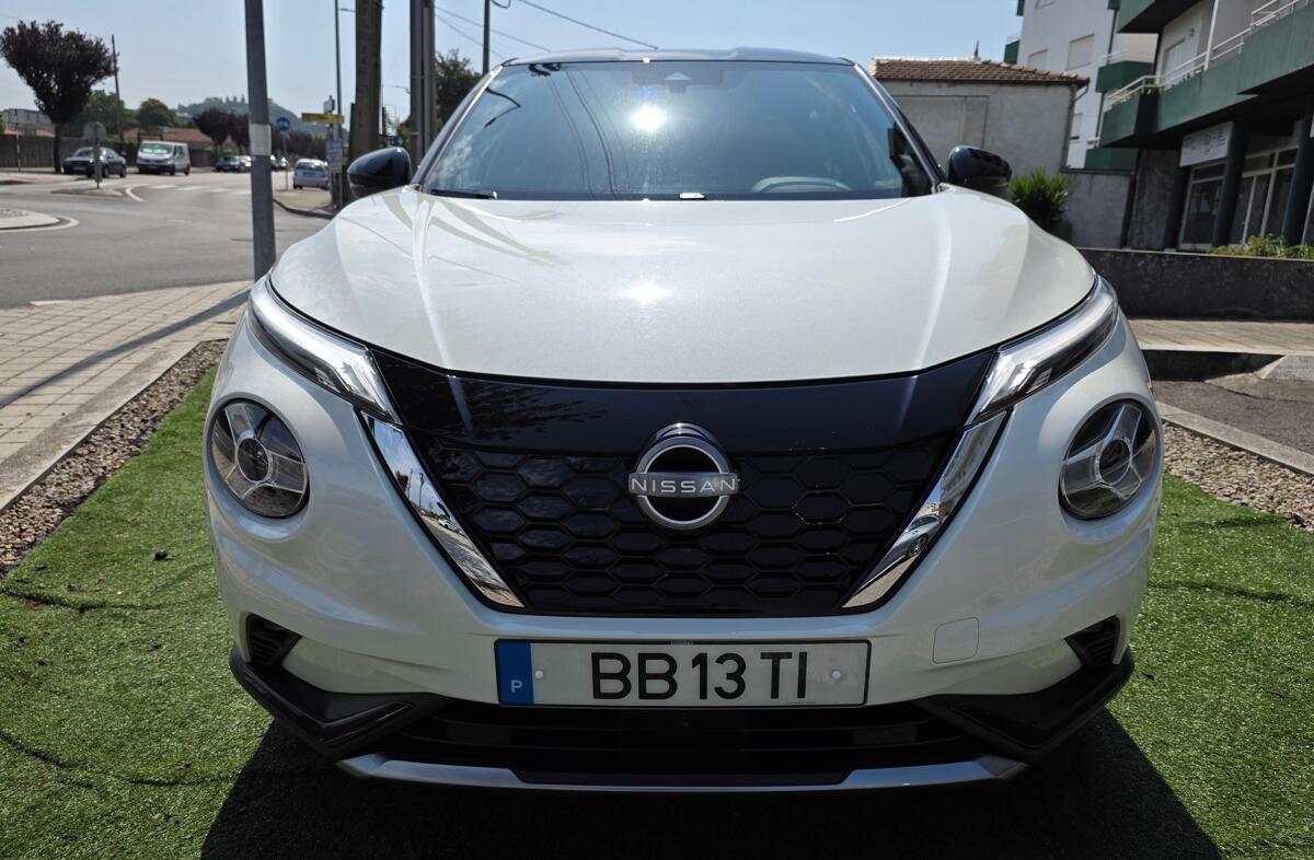NISSAN Juke 1.6 Hybrid N-Design Black