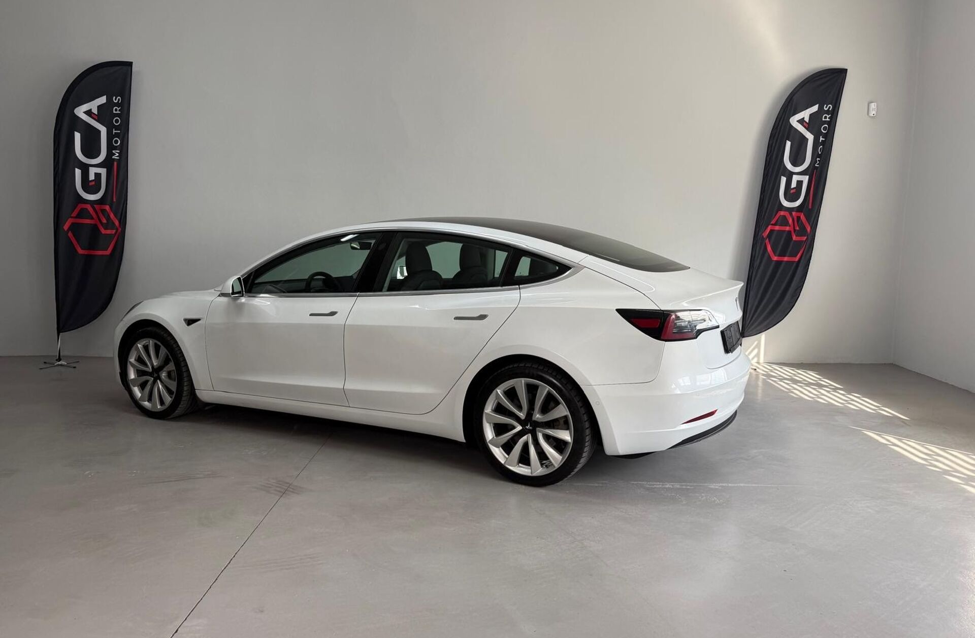 TESLA Model 3 Long-Range Dual Motor AWD