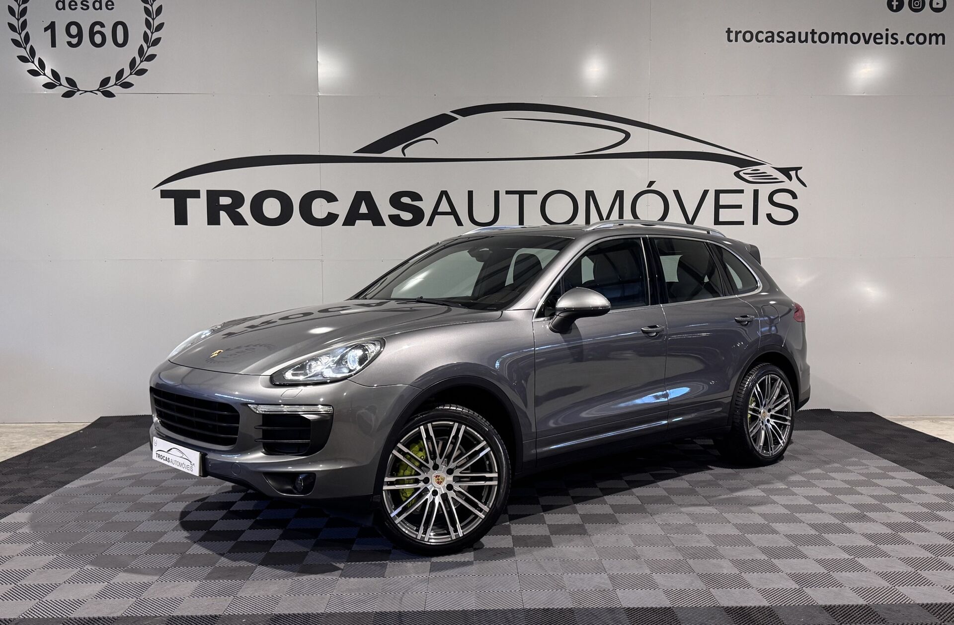 PORSCHE Cayenne S Hybrid