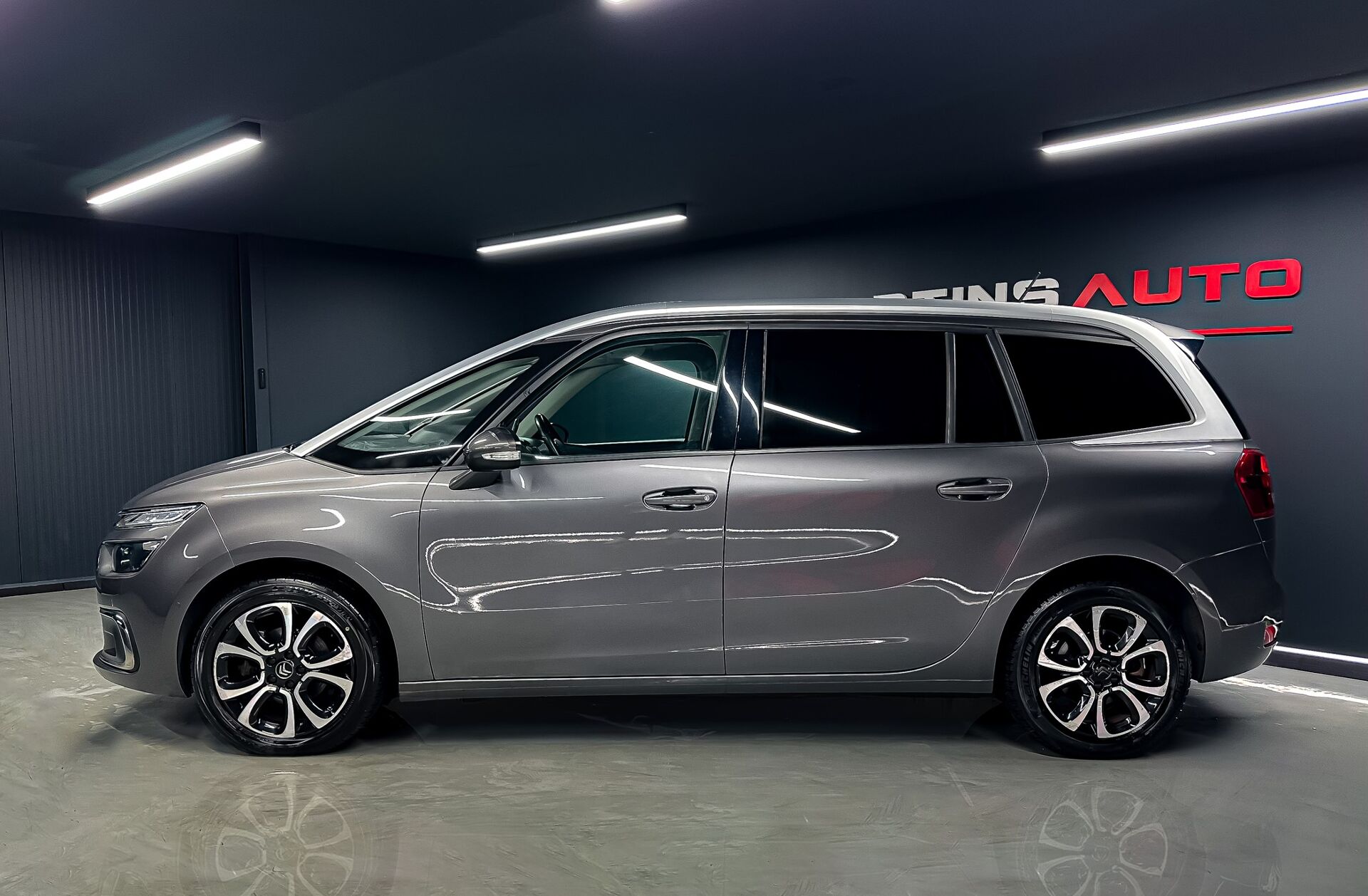 CITROEN C4 Space.1.5 BlueHDi Shine EAT8