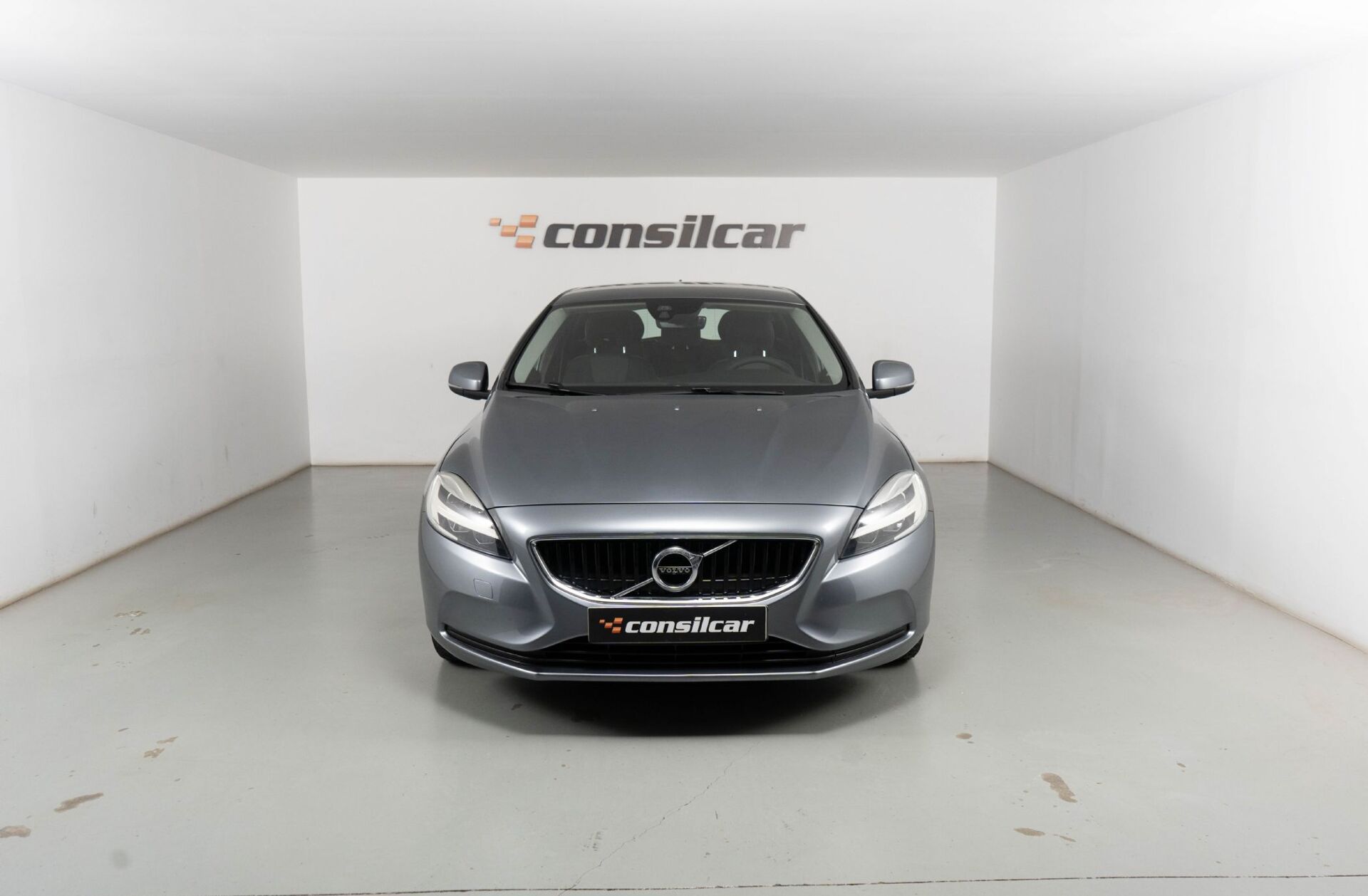VOLVO V40 2.0 D2 Momentum Geartronic