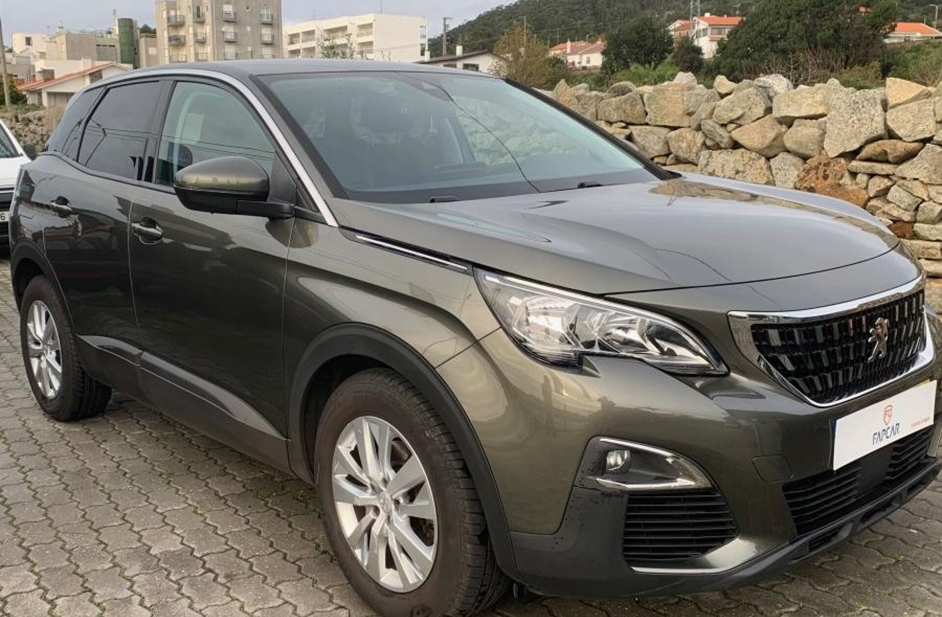 PEUGEOT 3008 1.5 BlueHDi Active