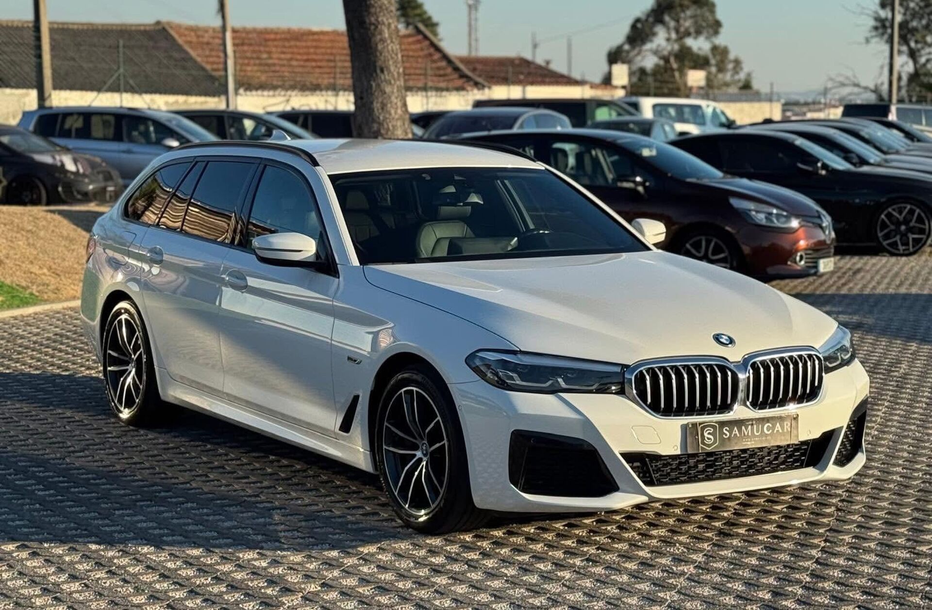 BMW Serie-5 530 e Pack Desportivo M