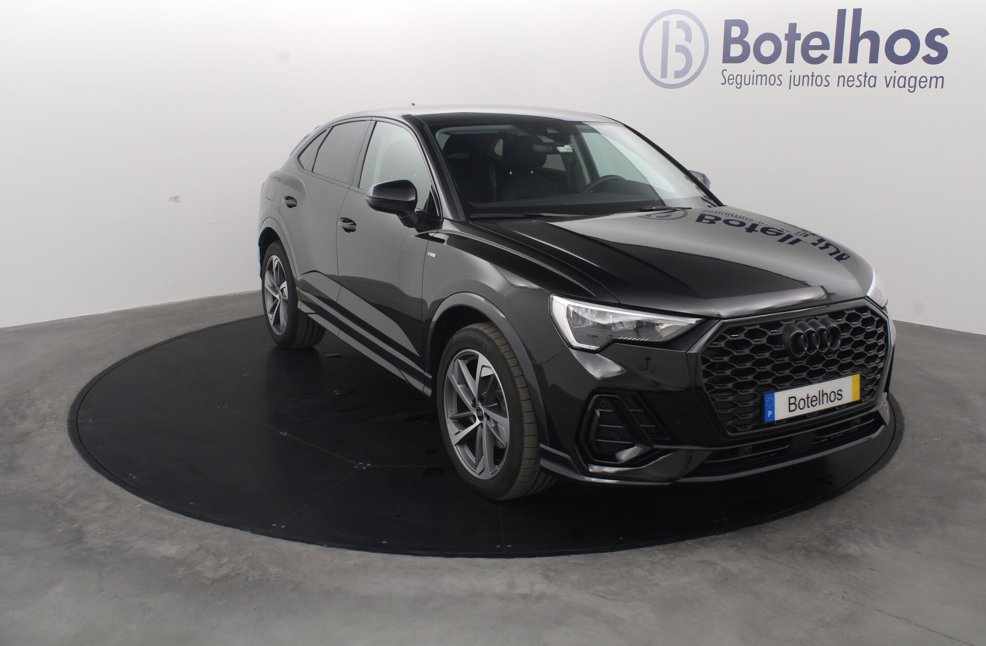 AUDI Q3 35 TDI Advanced S tronic